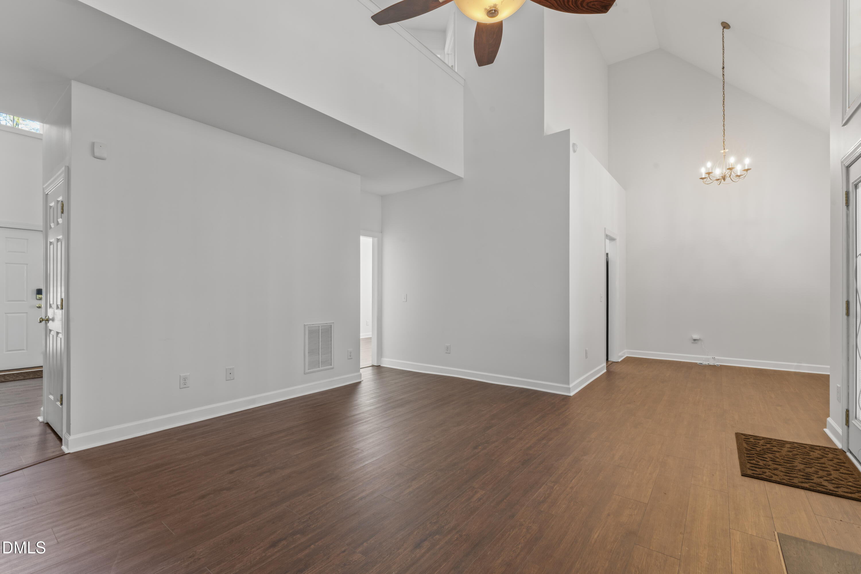 500 Sherrybrook Drive Property Photo 12