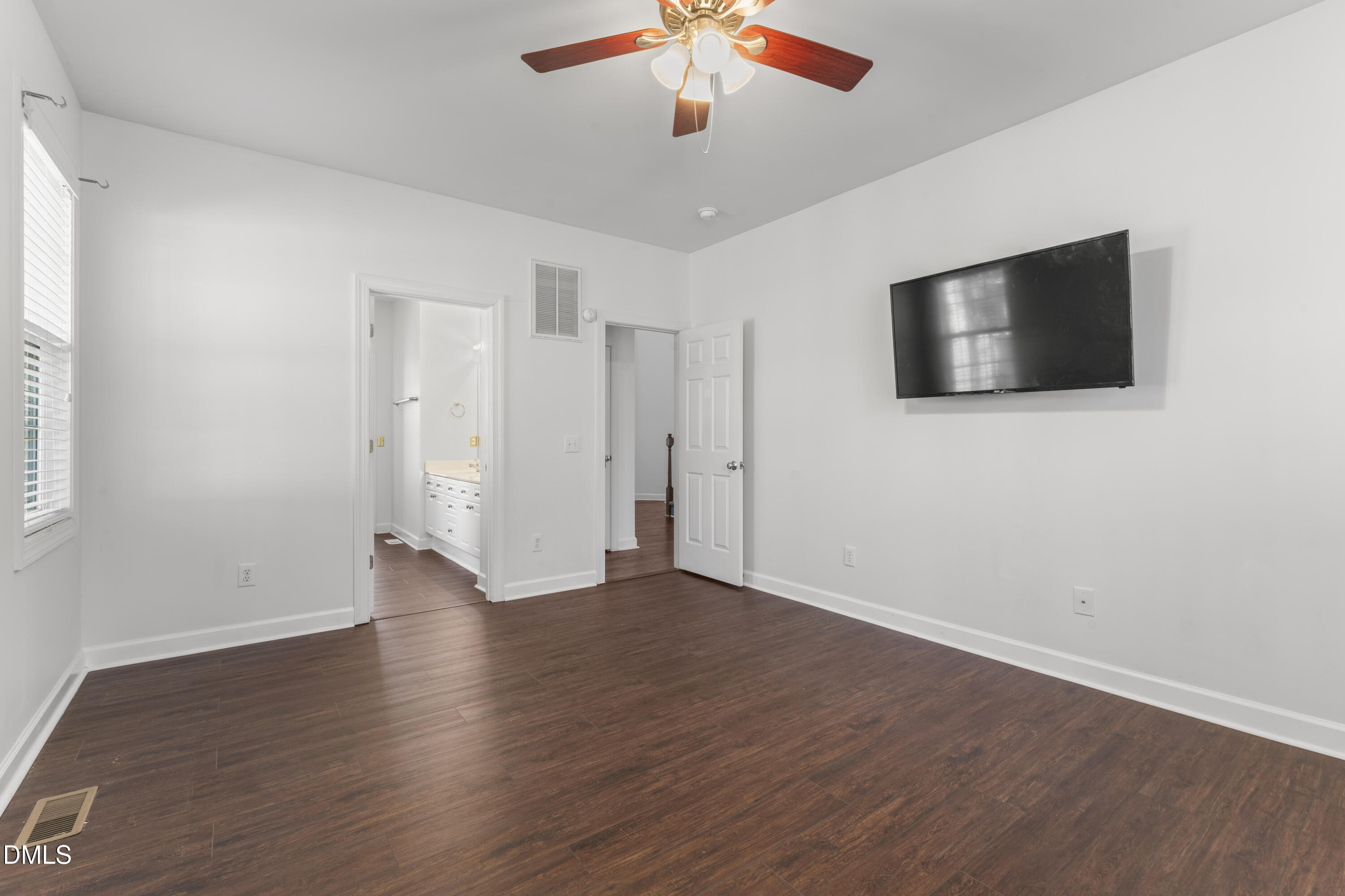 500 Sherrybrook Drive Property Photo 16
