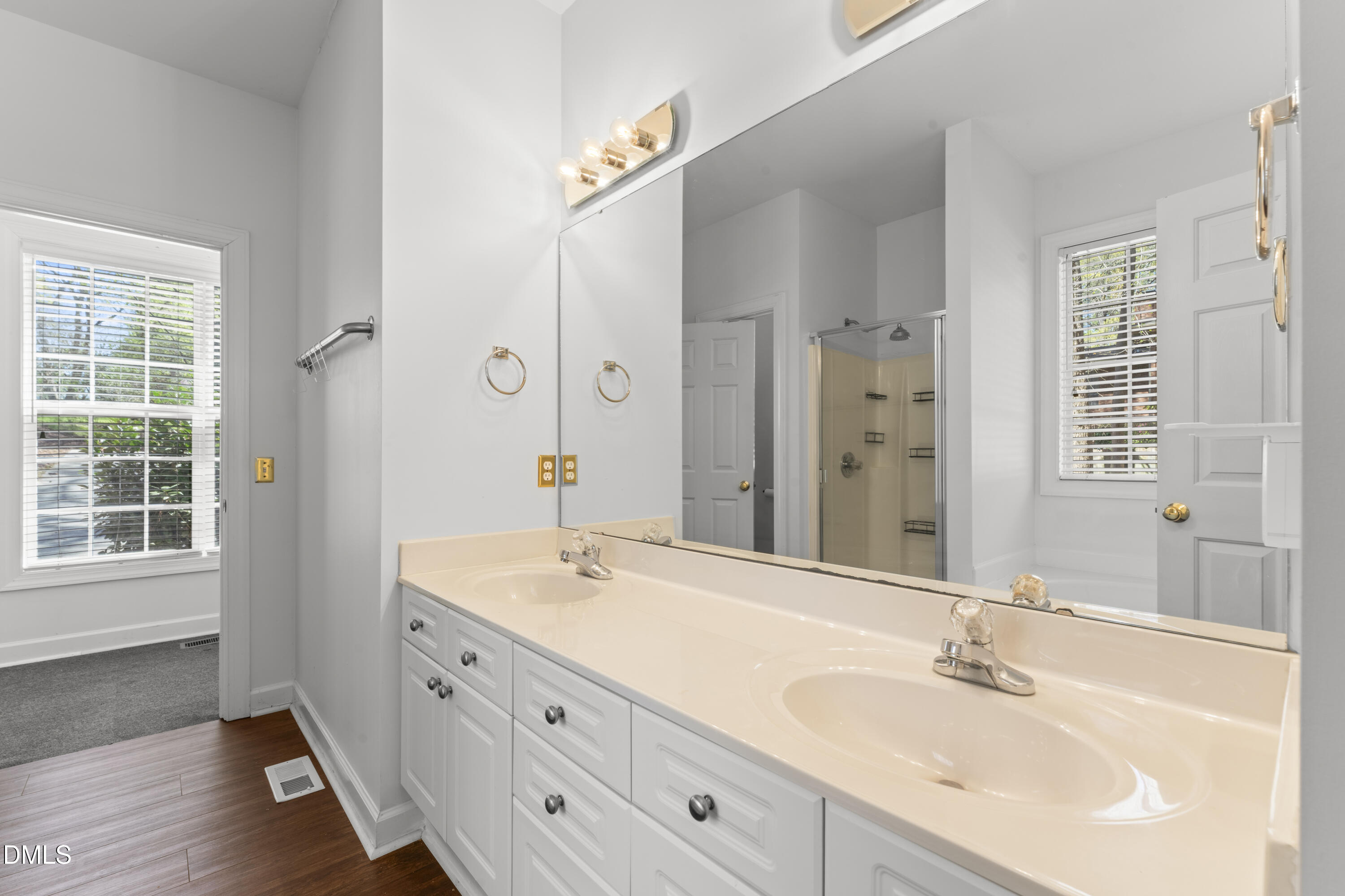 500 Sherrybrook Drive Property Photo 17