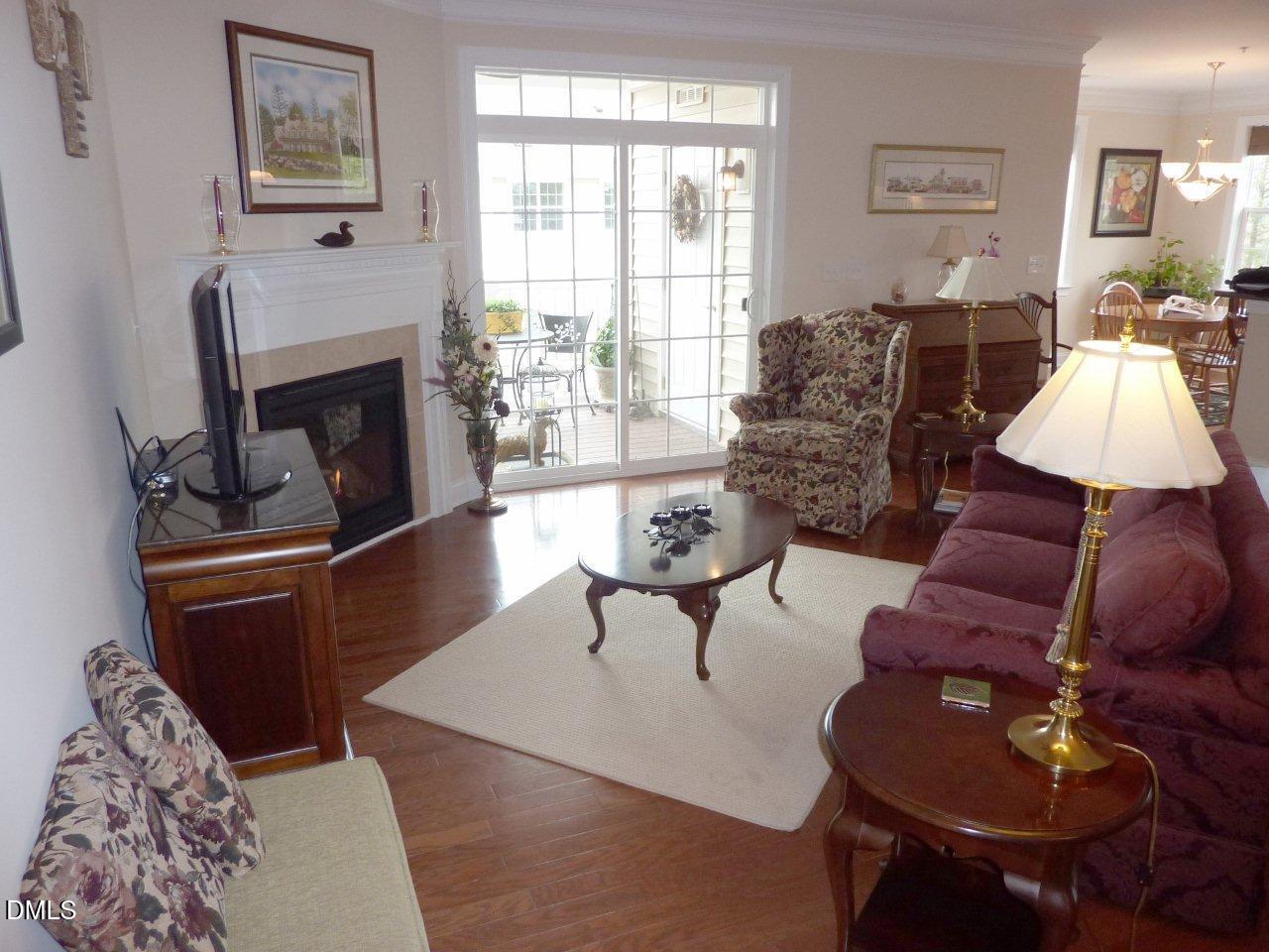 10400 Rosegate Court 302 Property Photo 5