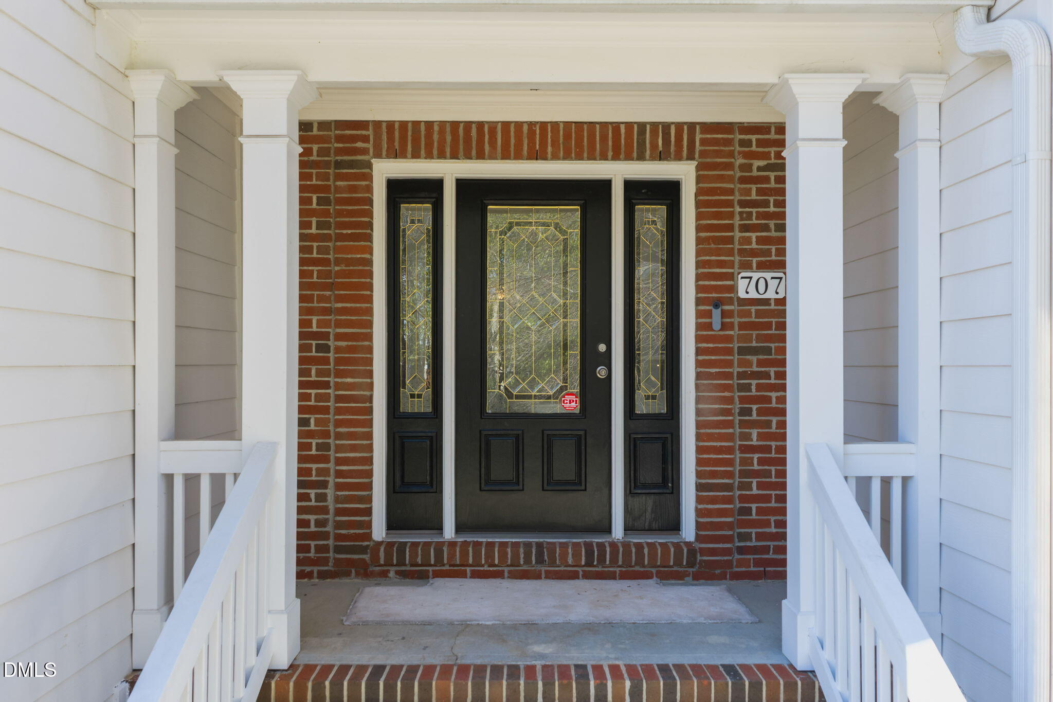 707 Martry Road Property Photo 2