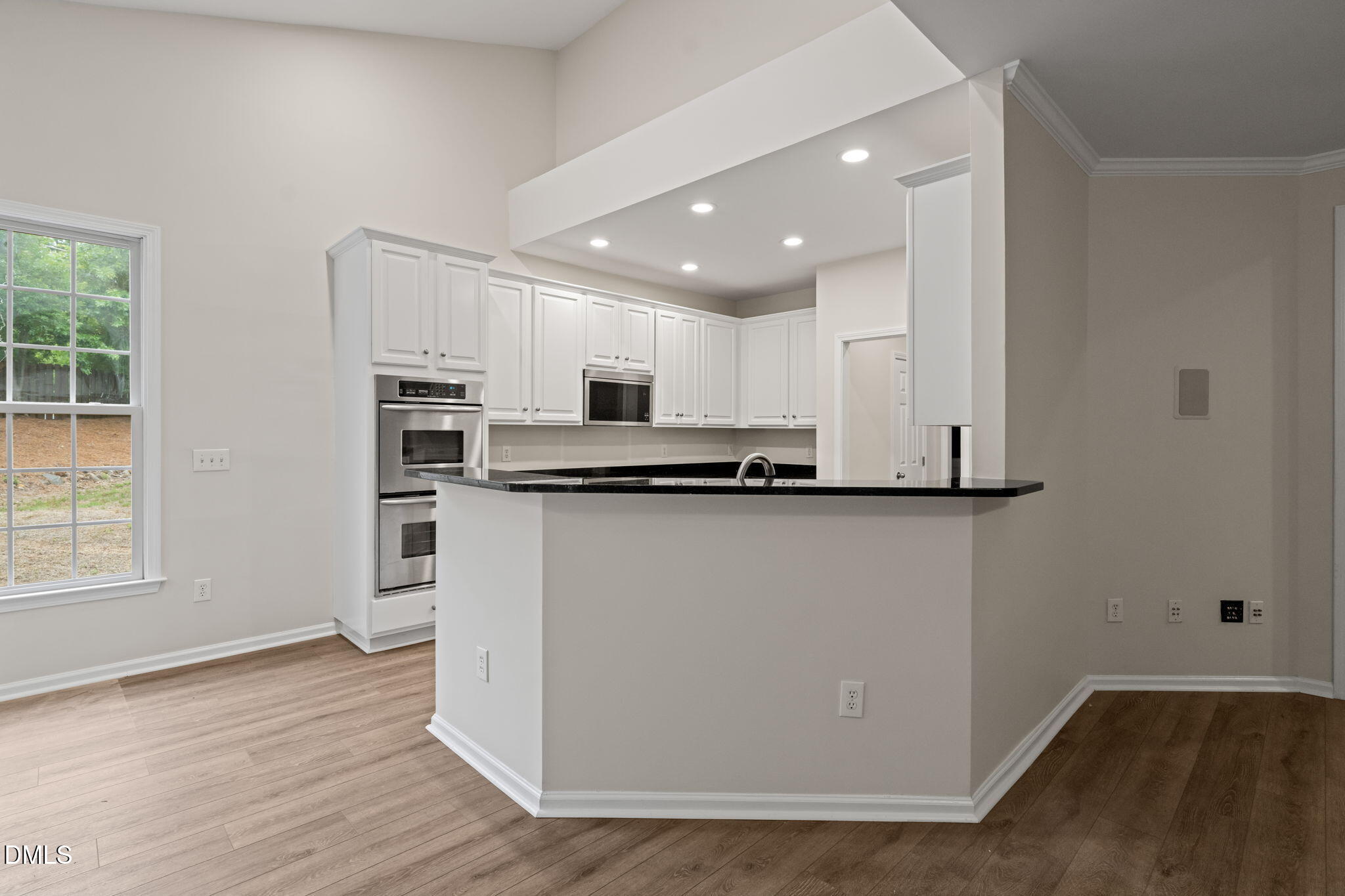 707 Martry Road Property Photo 14