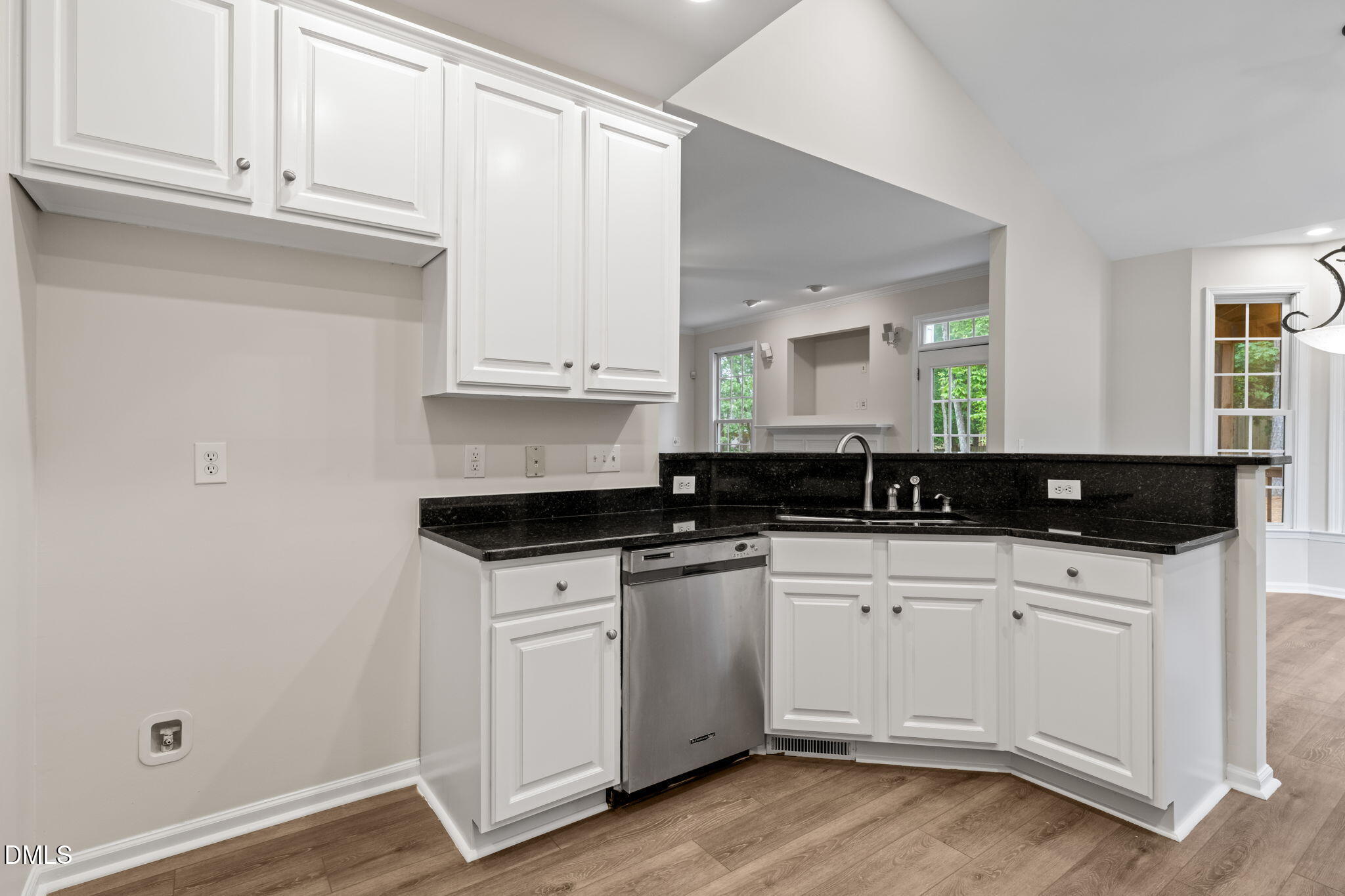 707 Martry Road Property Photo 16