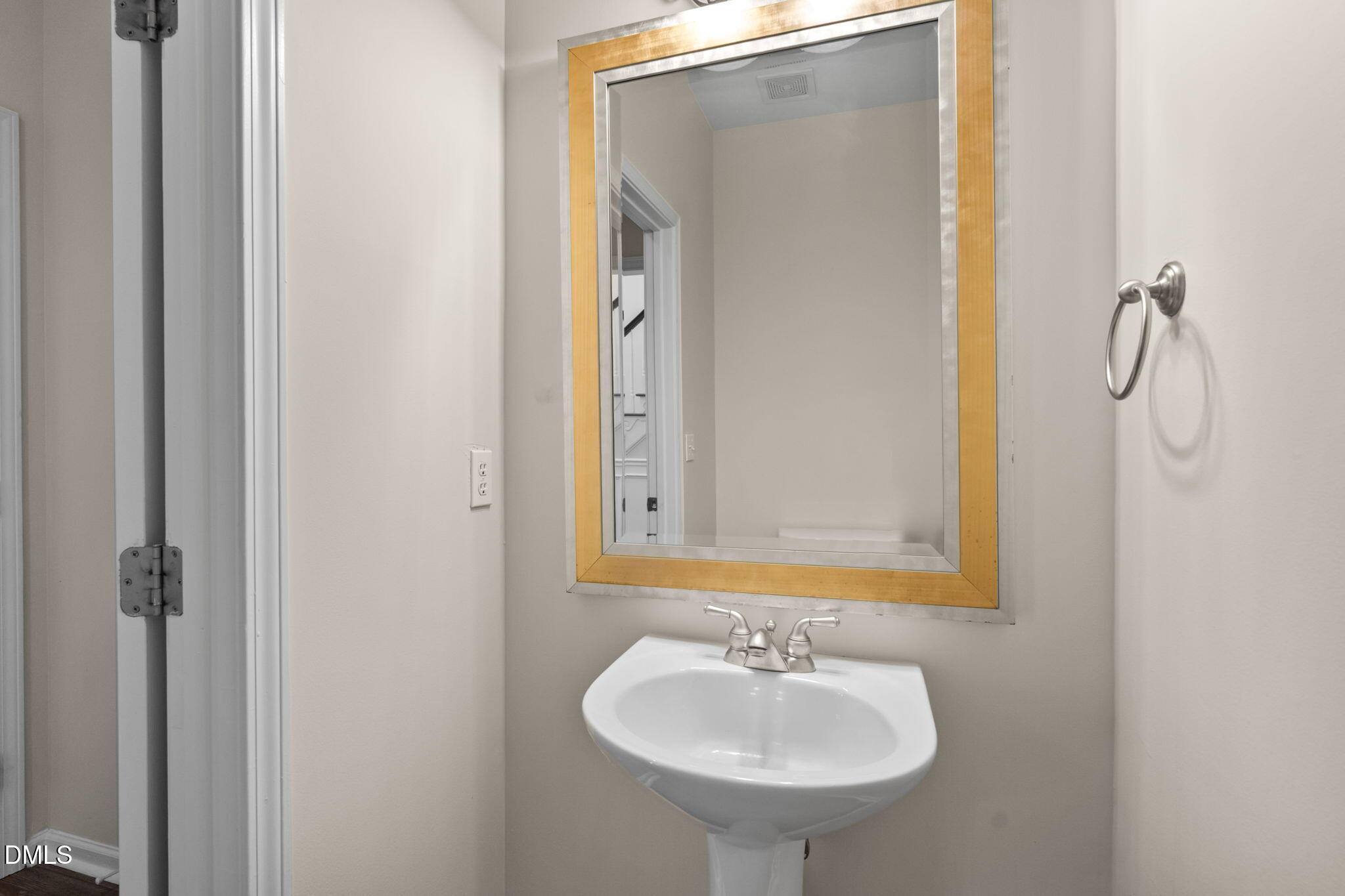 707 Martry Road Property Photo 27