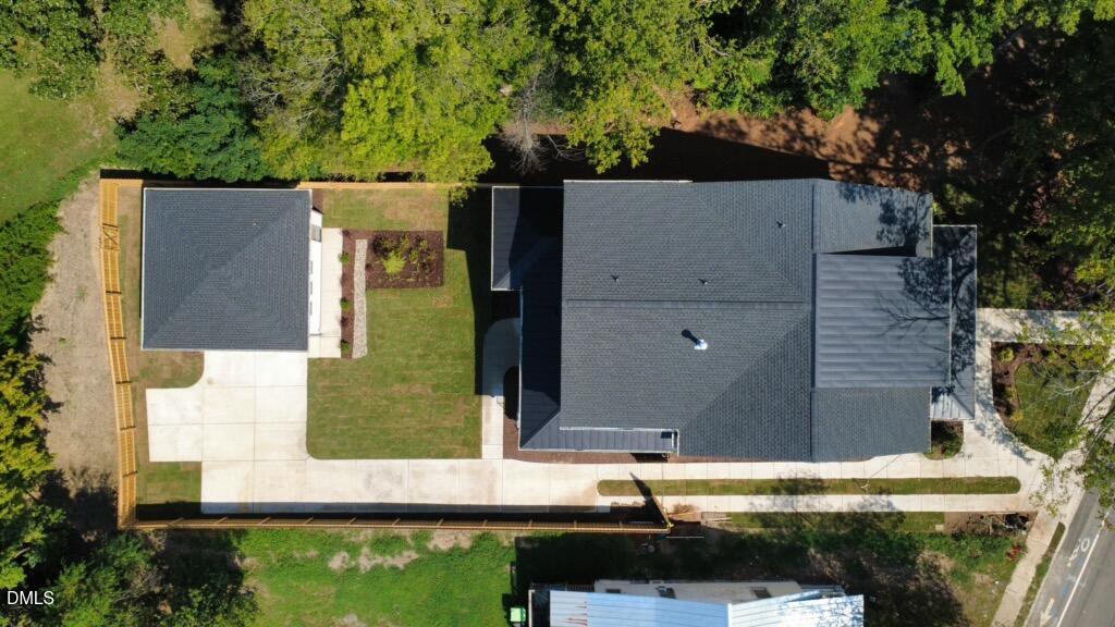 909 Oberlin Road Property Photo 52