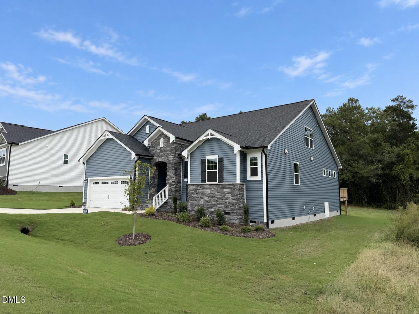 144 Golfview Avenue Property Photo 2