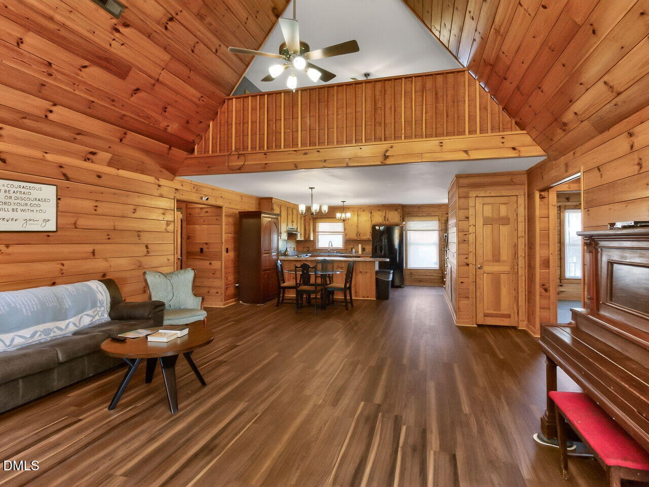 9759b Cleveland Road Property Photo 11