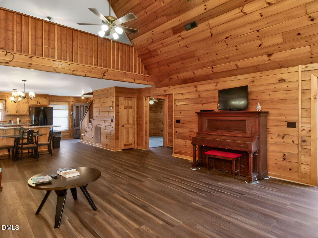 9759b Cleveland Road Property Photo 12