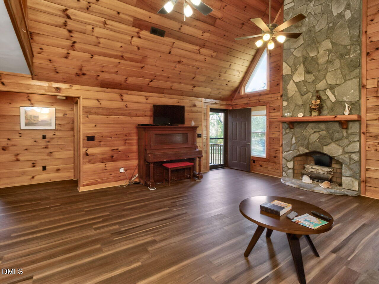9759b Cleveland Road Property Photo 19