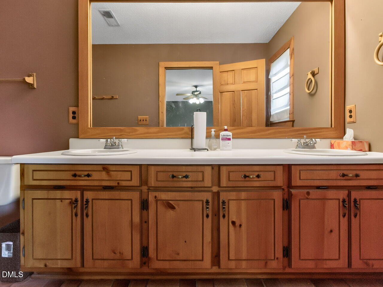 9759b Cleveland Road Property Photo 30
