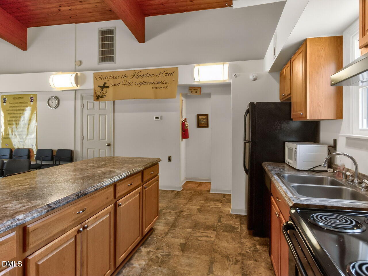 9759b Cleveland Road Property Photo 40