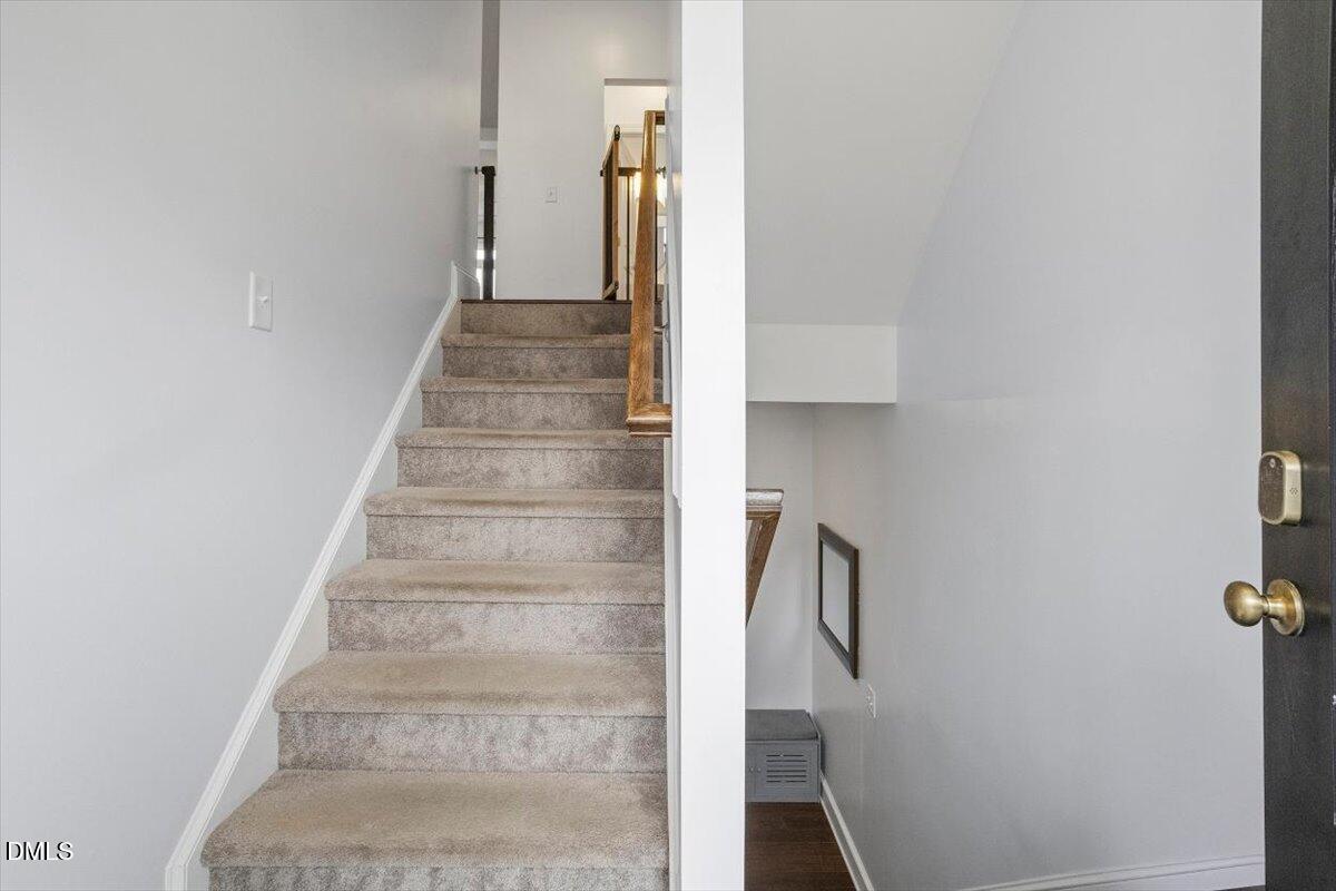 829 Winter Meadow Drive Property Photo 3