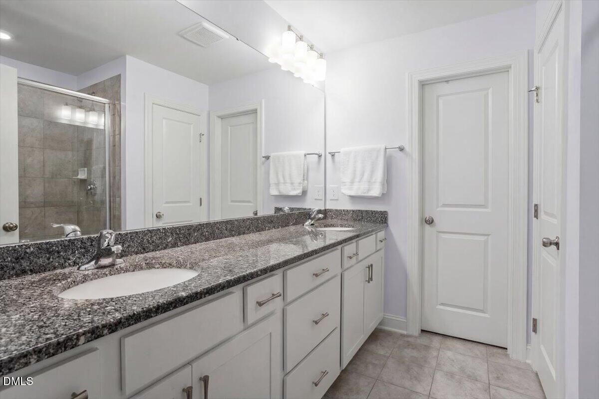 829 Winter Meadow Drive Property Photo 23