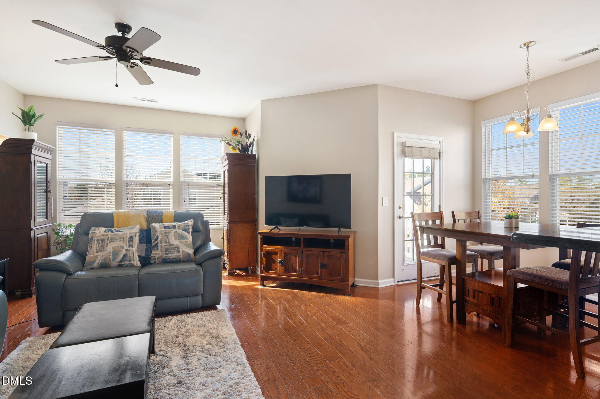 9312 Wooden Road Property Photo 3