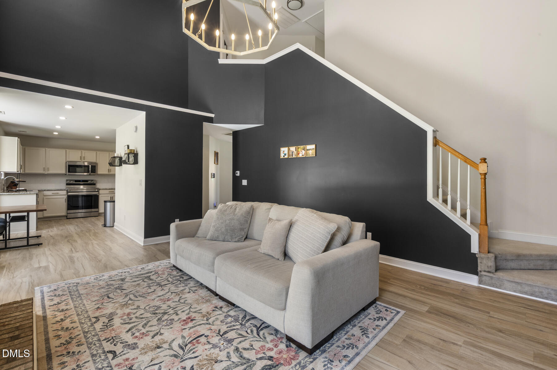 2201 Woodwyck Way Property Photo 12