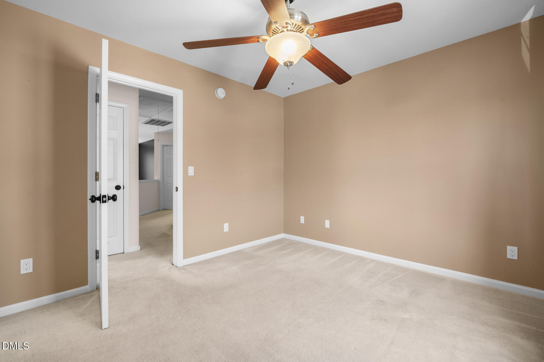 2201 Woodwyck Way Property Photo 23