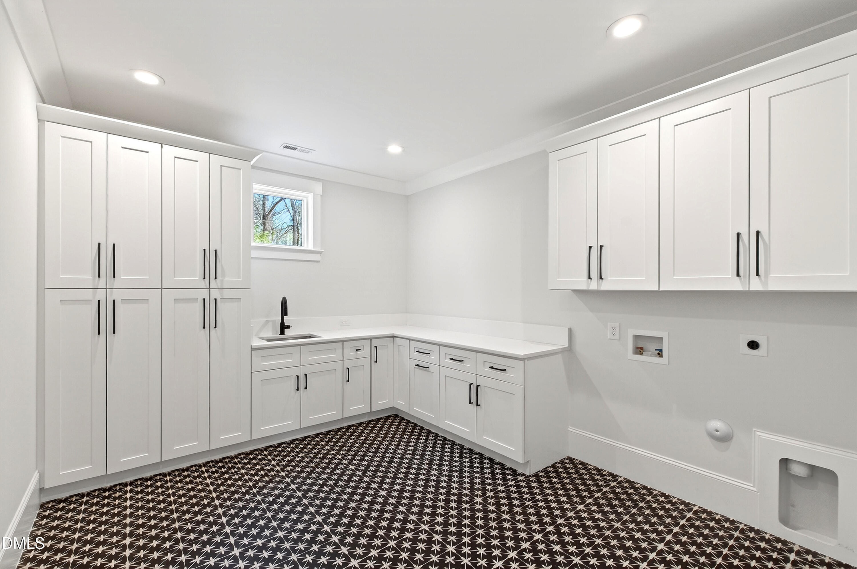 1608 Estate Valley Lane Property Photo 67