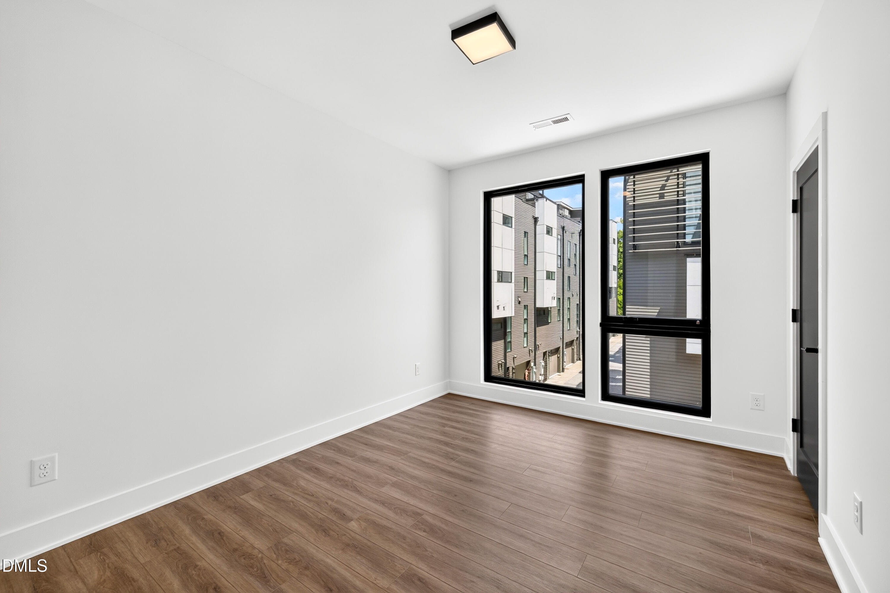 512 Gordon Street # 1101 Property Photo 25