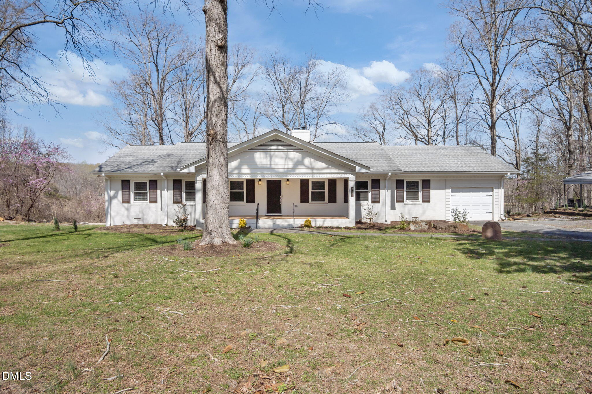 1025 Lakeside Drive