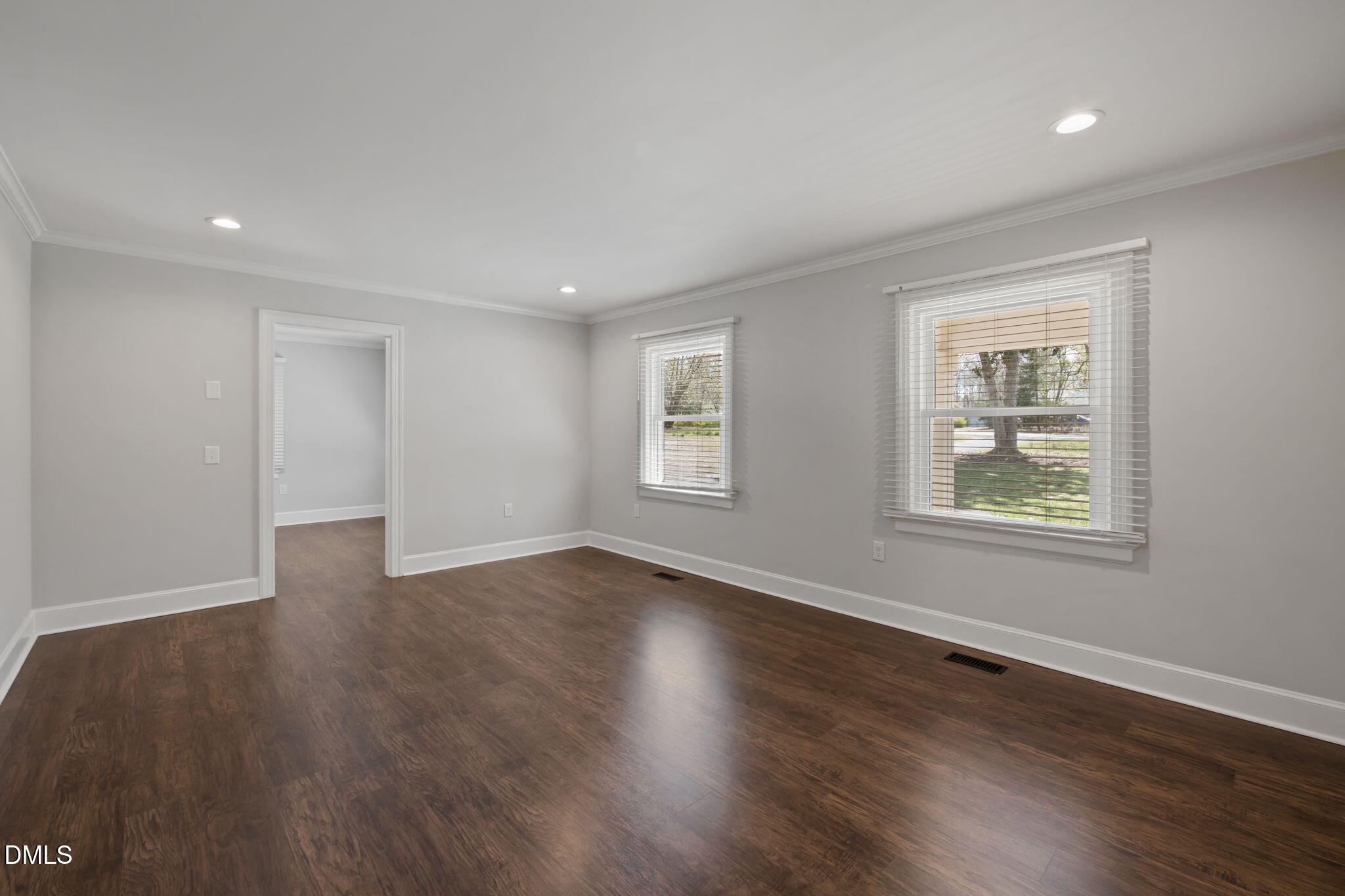 1025 Lakeside Drive Property Photo 17