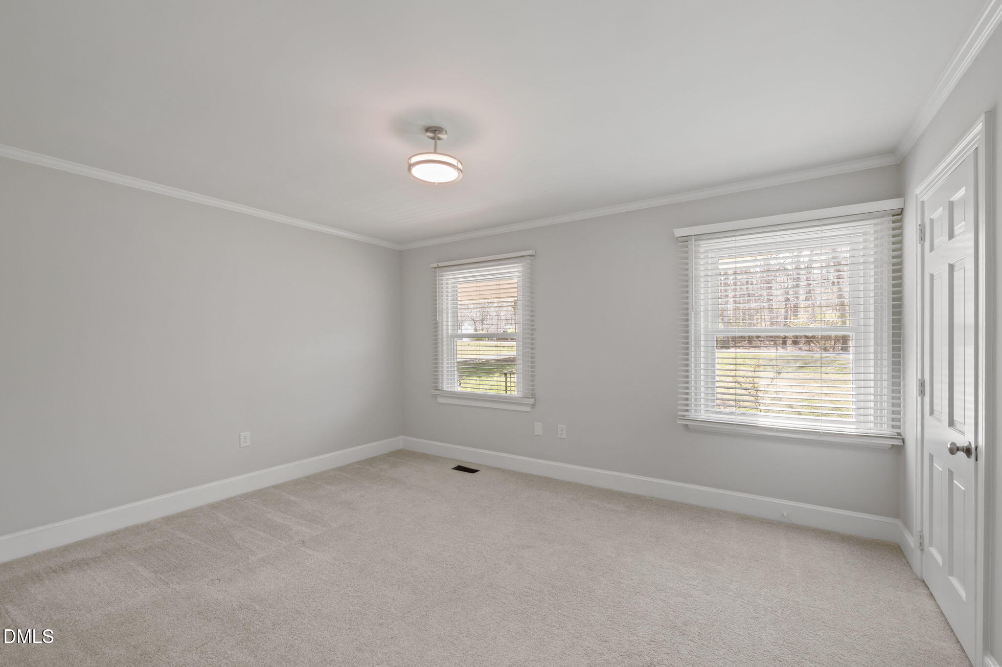 1025 Lakeside Drive Property Photo 22