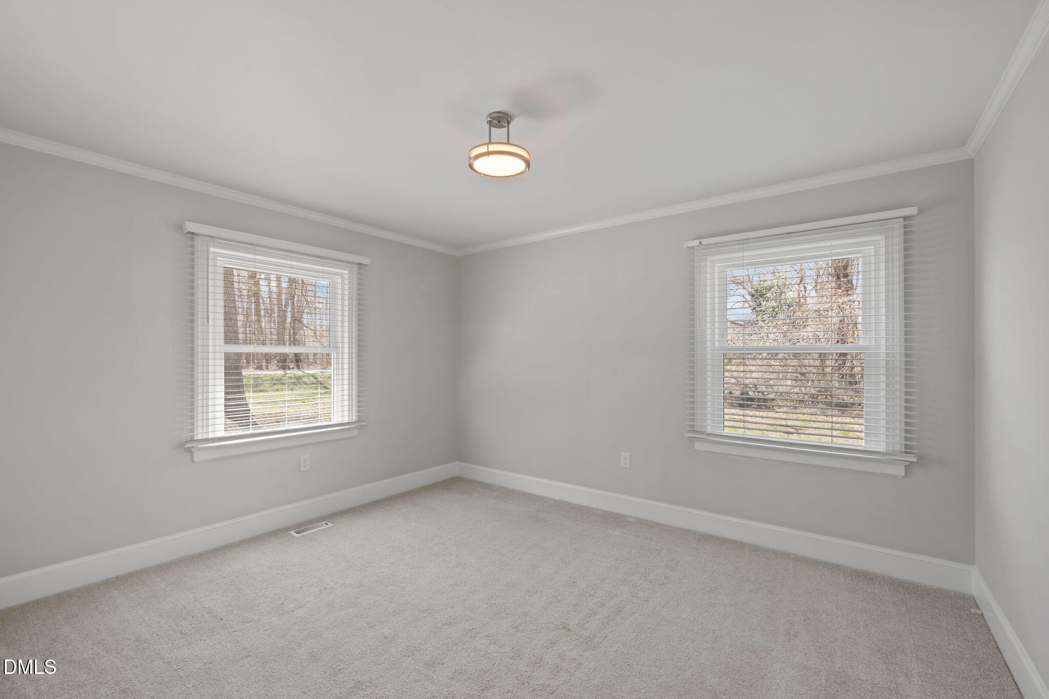 1025 Lakeside Drive Property Photo 25
