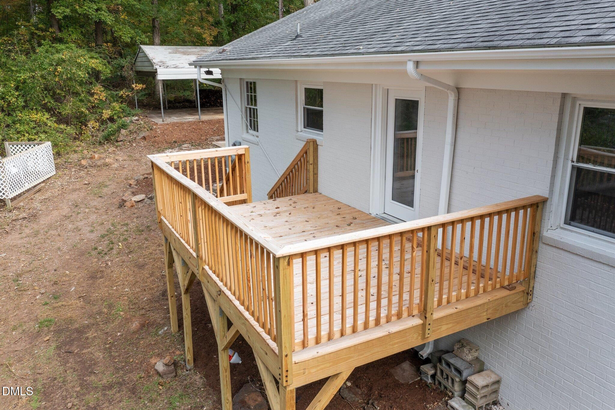 1025 Lakeside Drive Property Photo 35