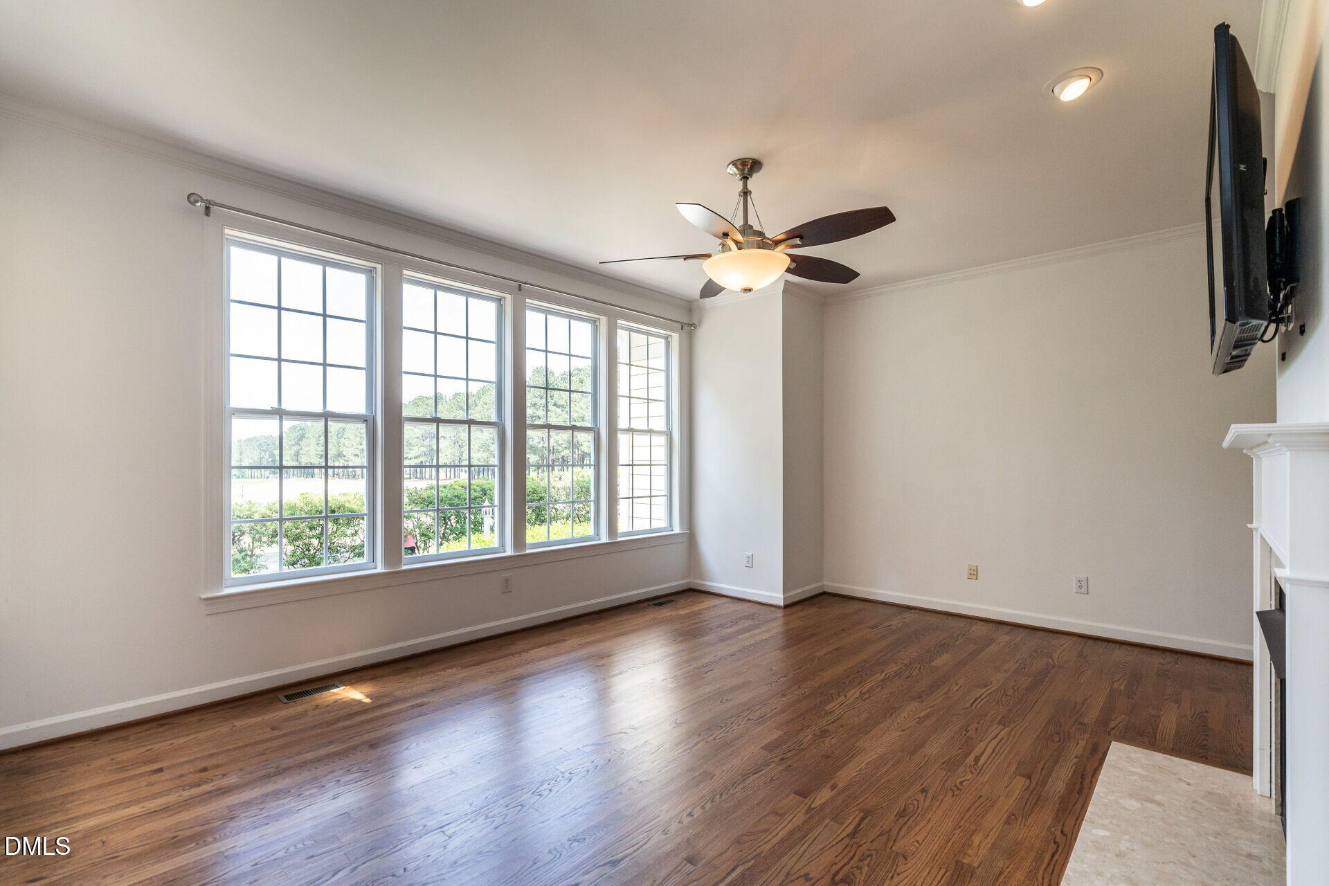 1316 Fairview Club Drive Property Photo 7