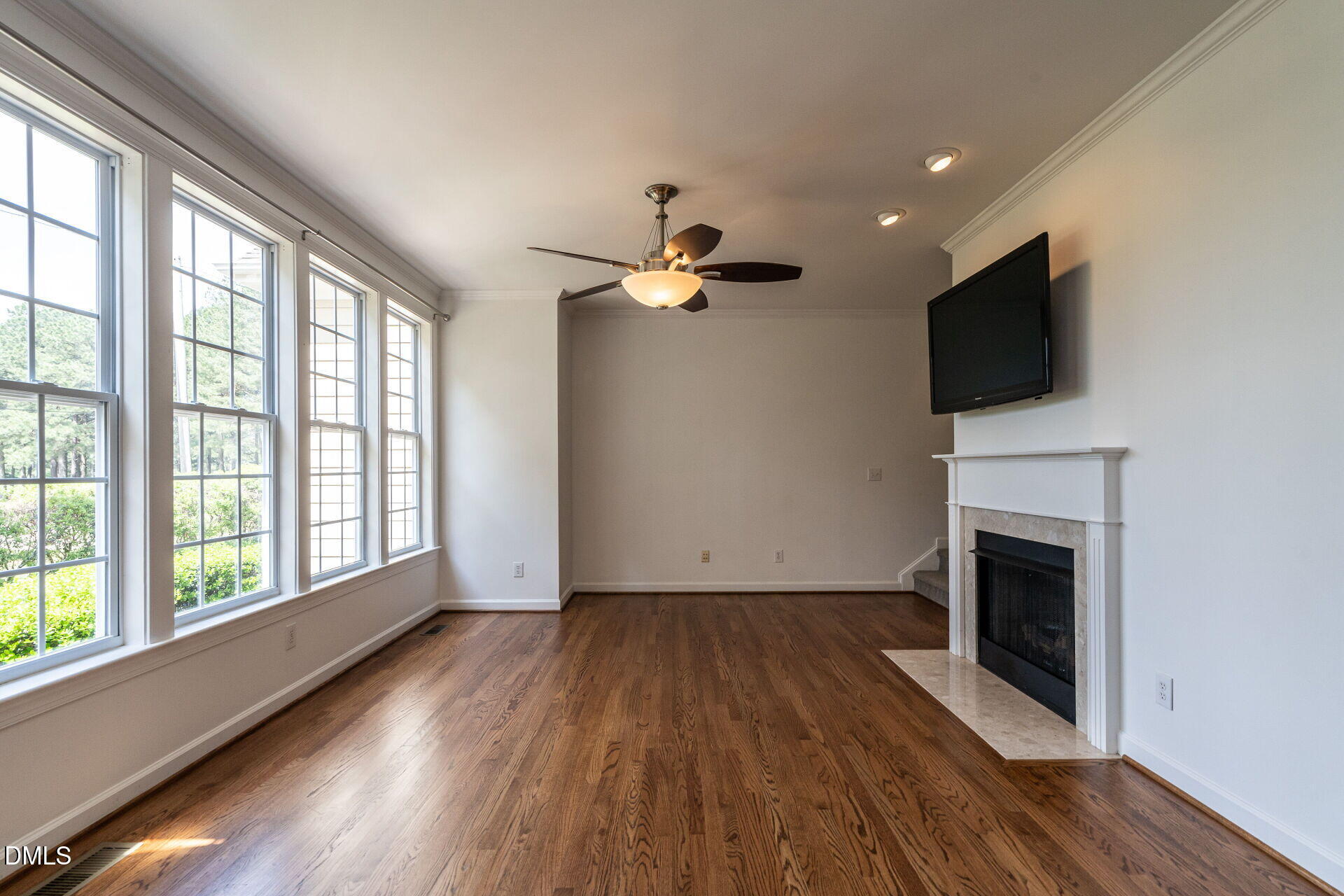 1316 Fairview Club Drive Property Photo 8