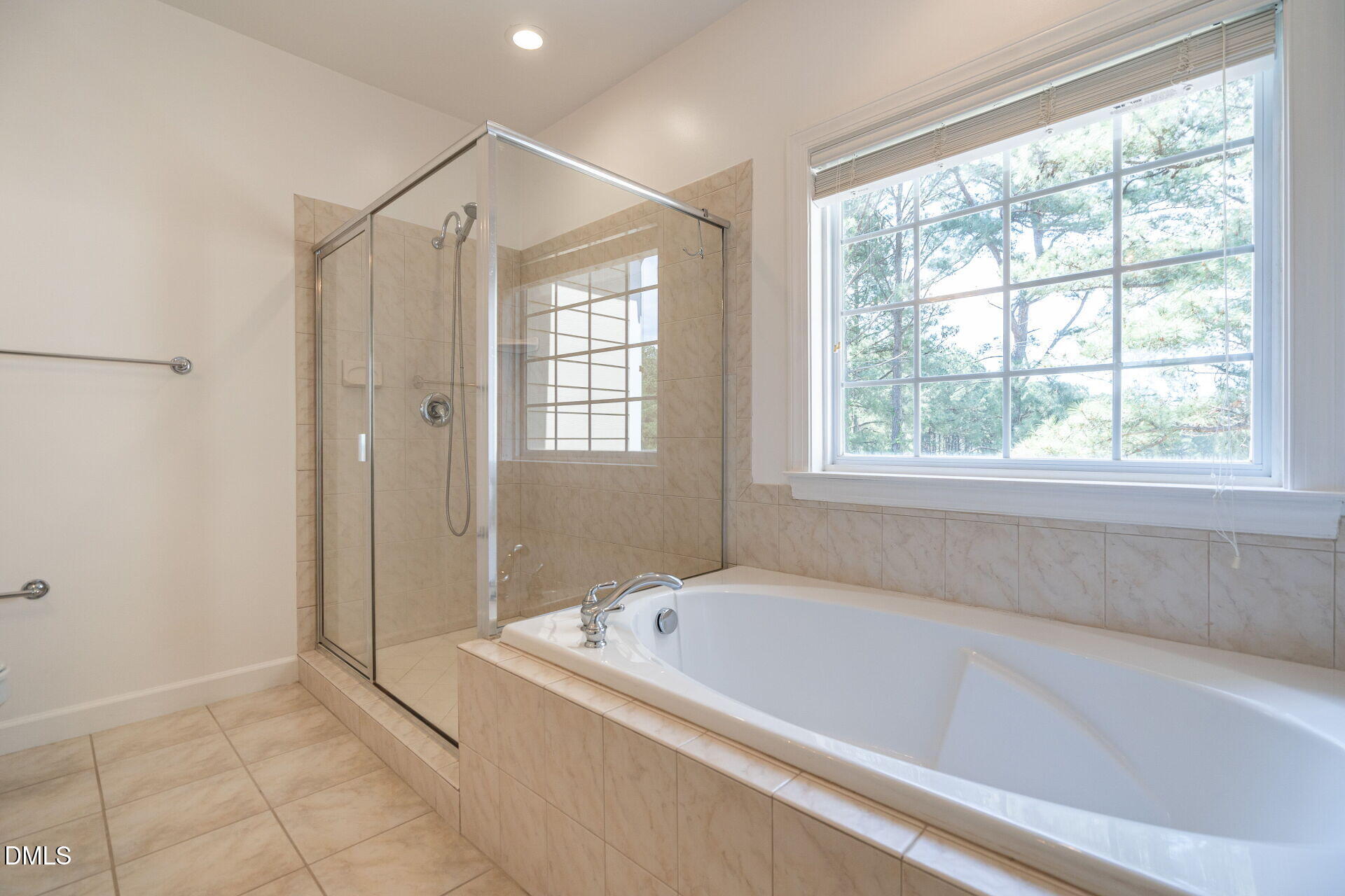 1316 Fairview Club Drive Property Photo 20