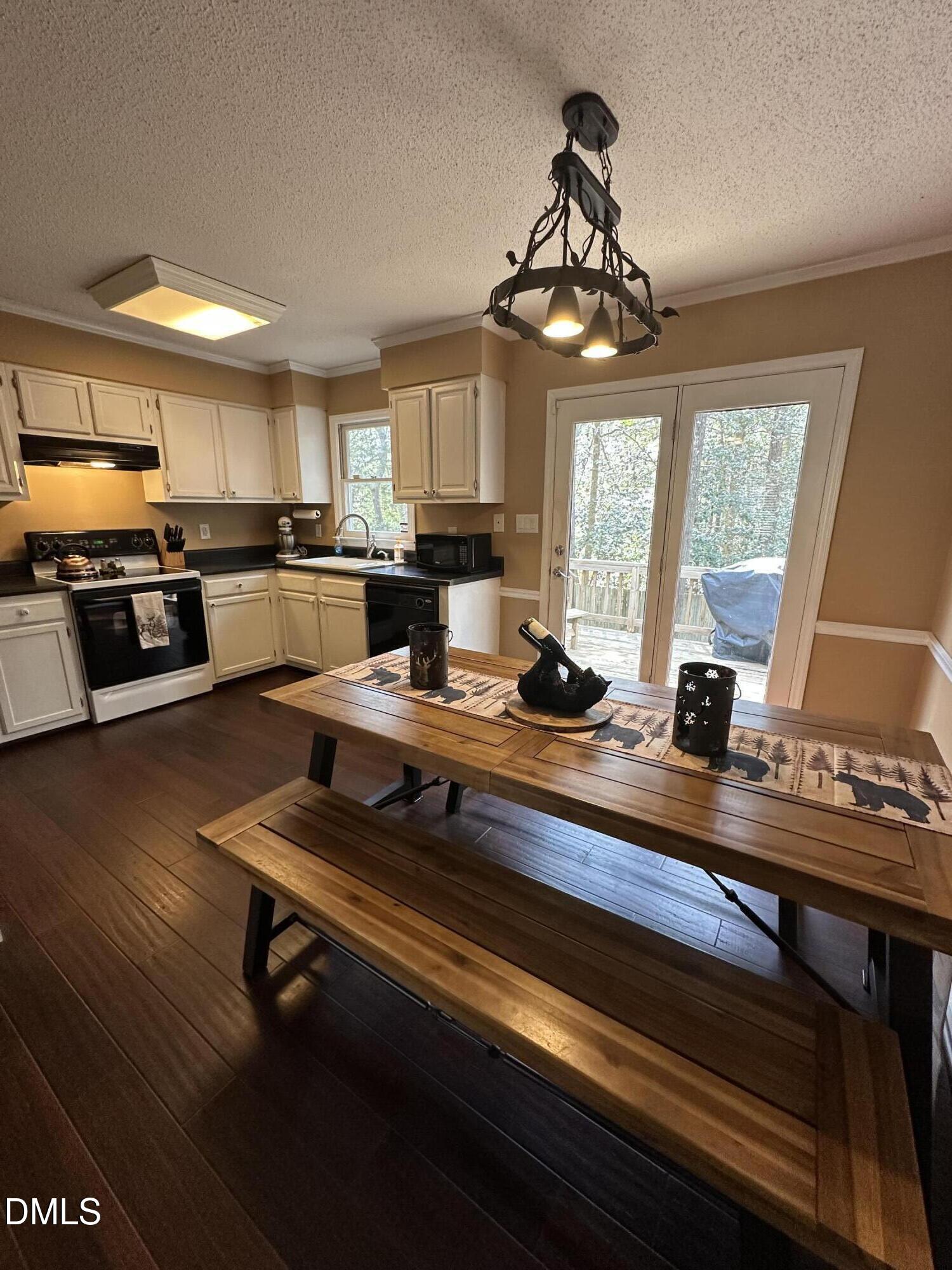 2301 Ruddy Road Property Photo 6