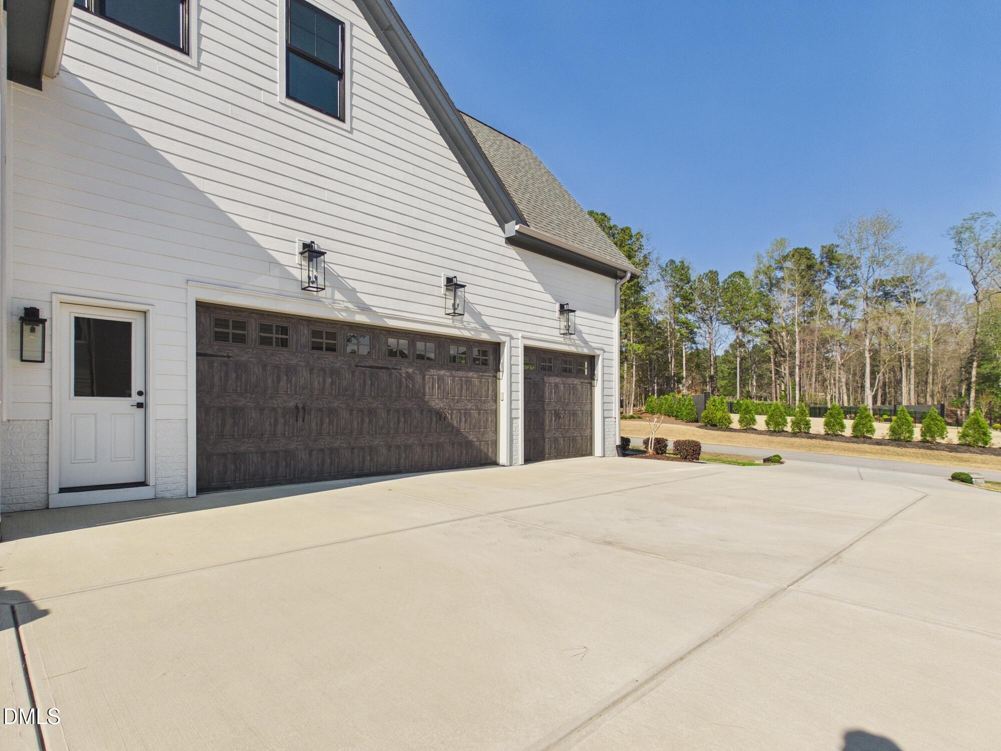 8621 Bishop Pine Lane Property Photo 10