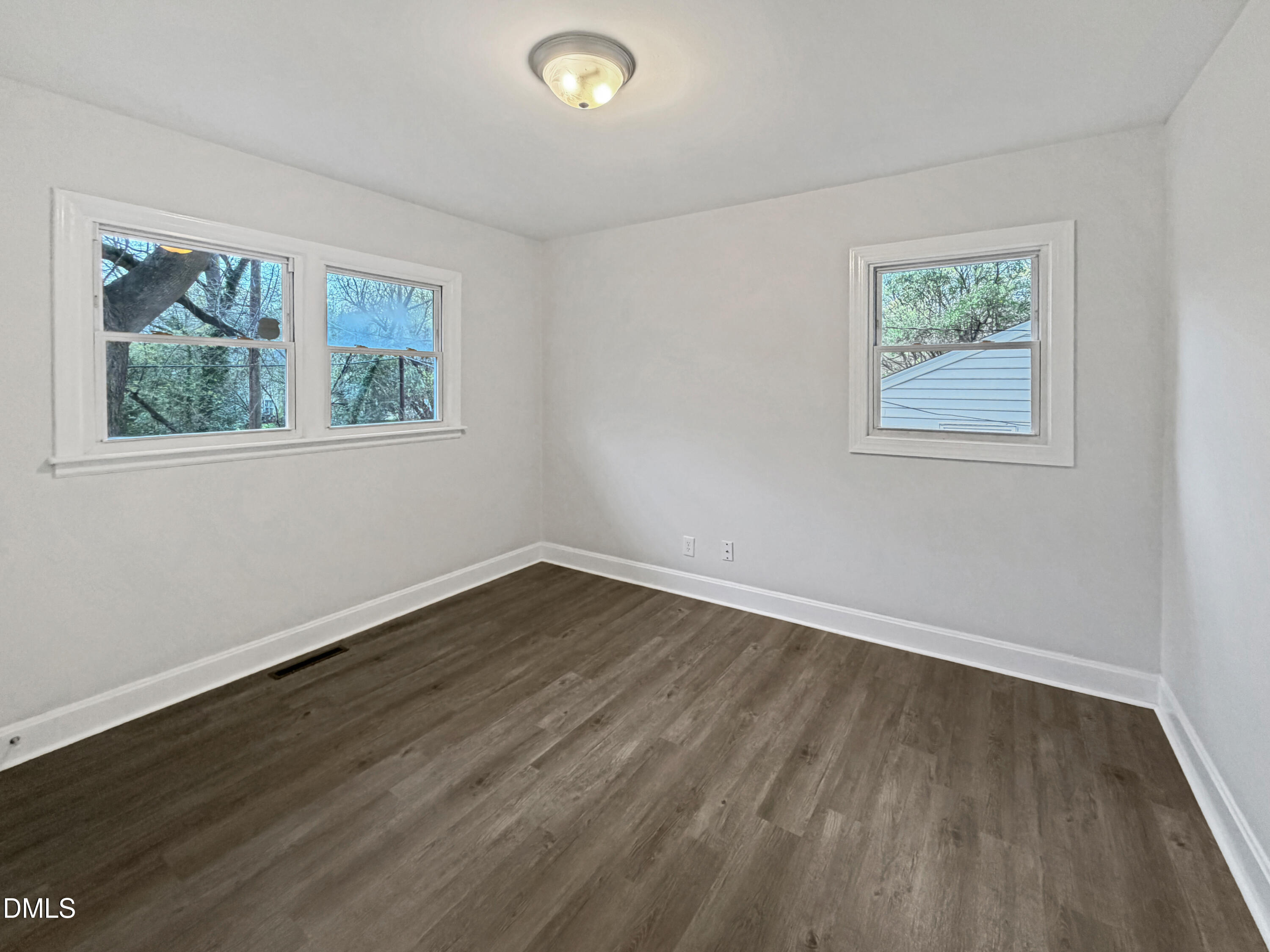 314 N Briggs Avenue Property Photo 10