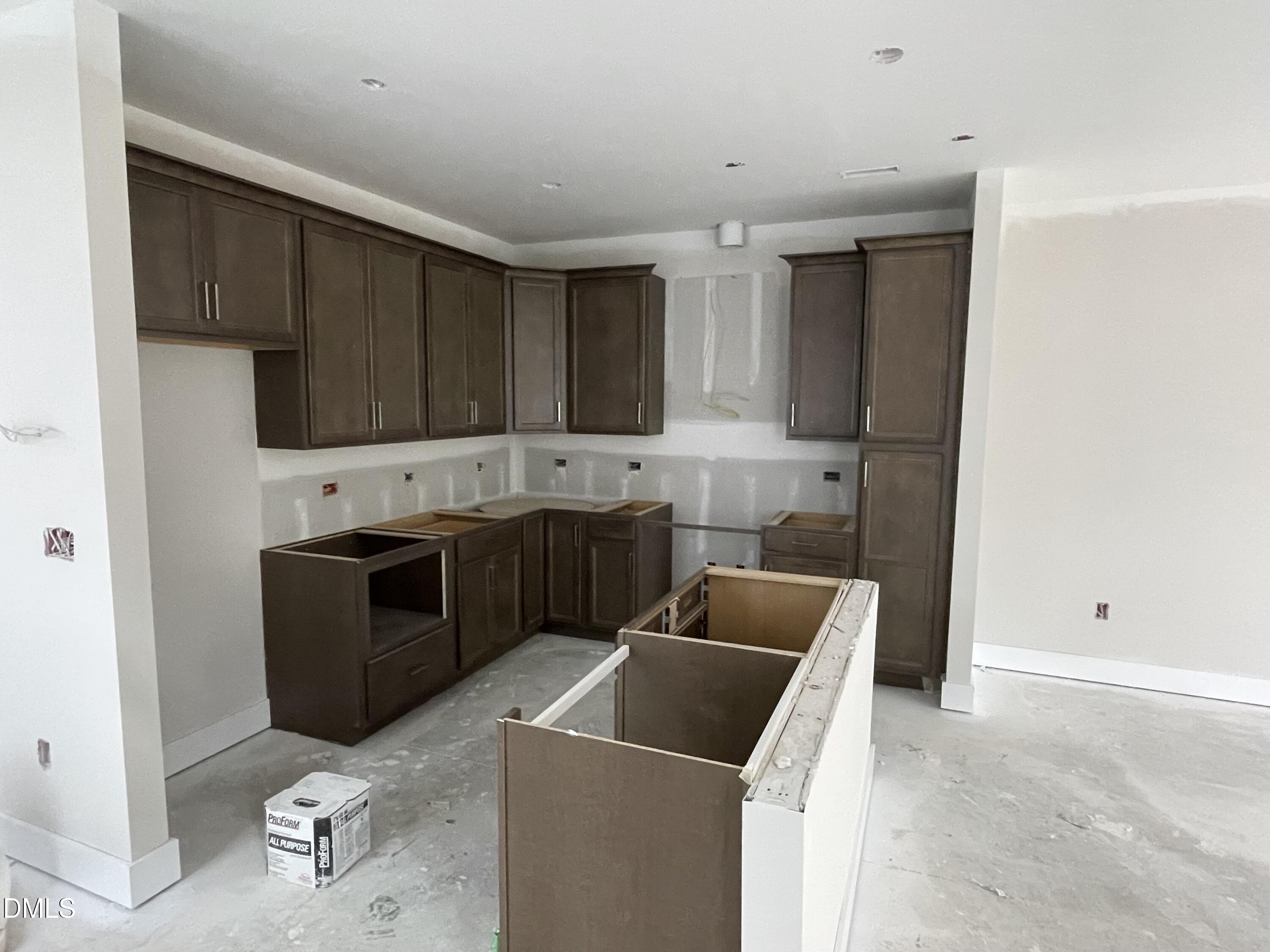 620 Cable Court Property Photo 12