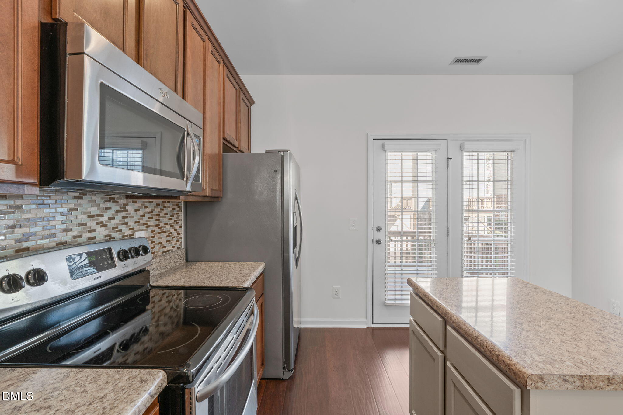 211 Michigan Avenue Property Photo 10