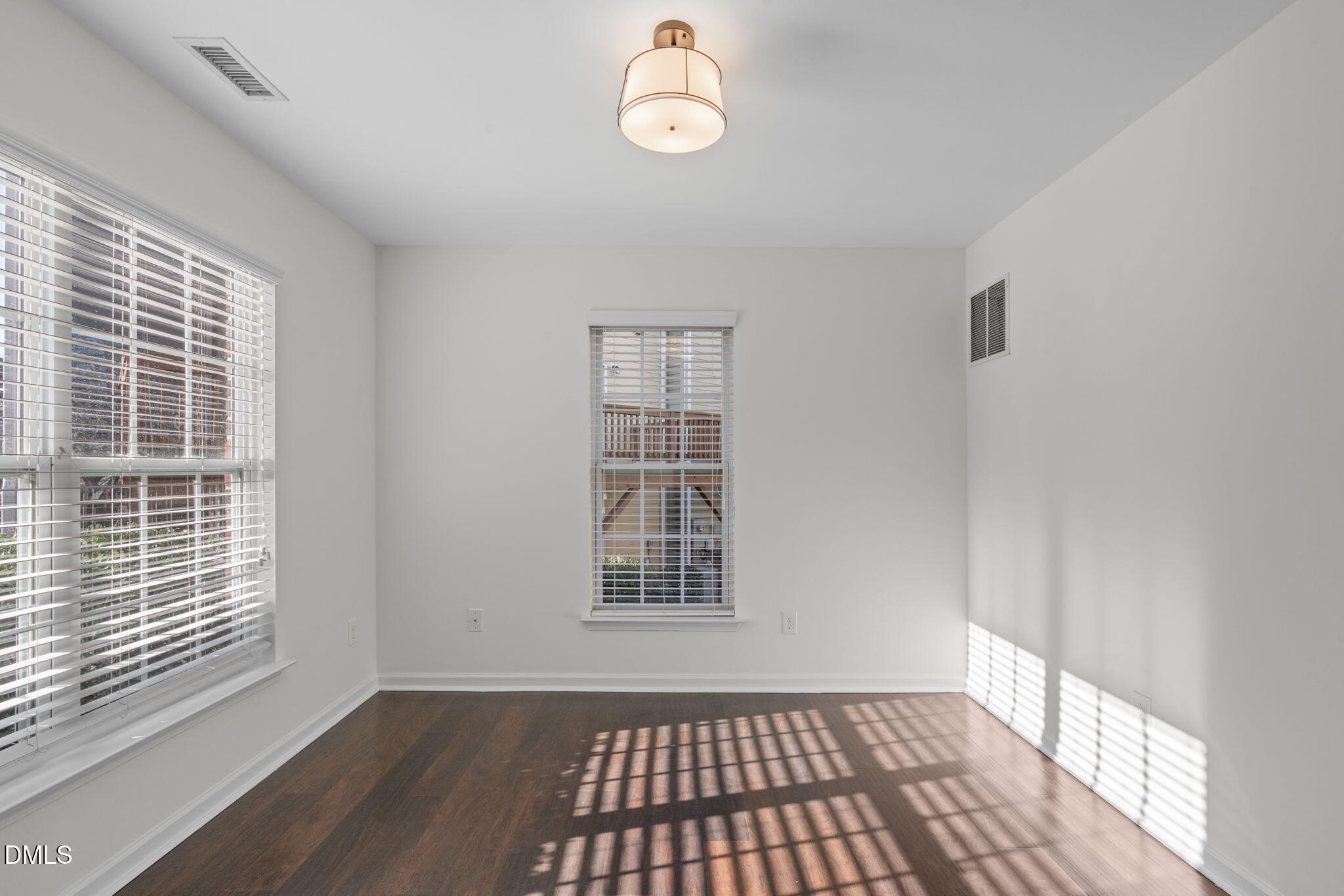 211 Michigan Avenue Property Photo 32