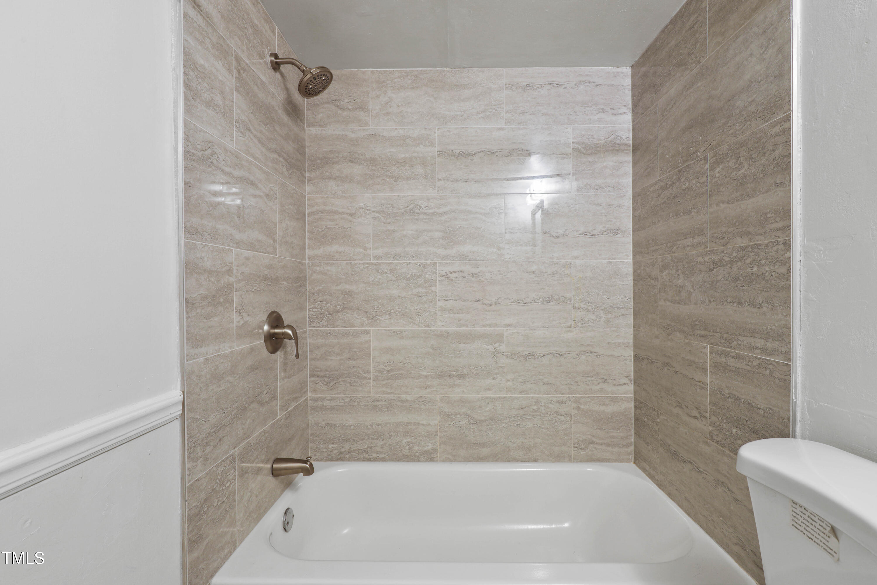 1010 Sandlin Place C Property Photo 20