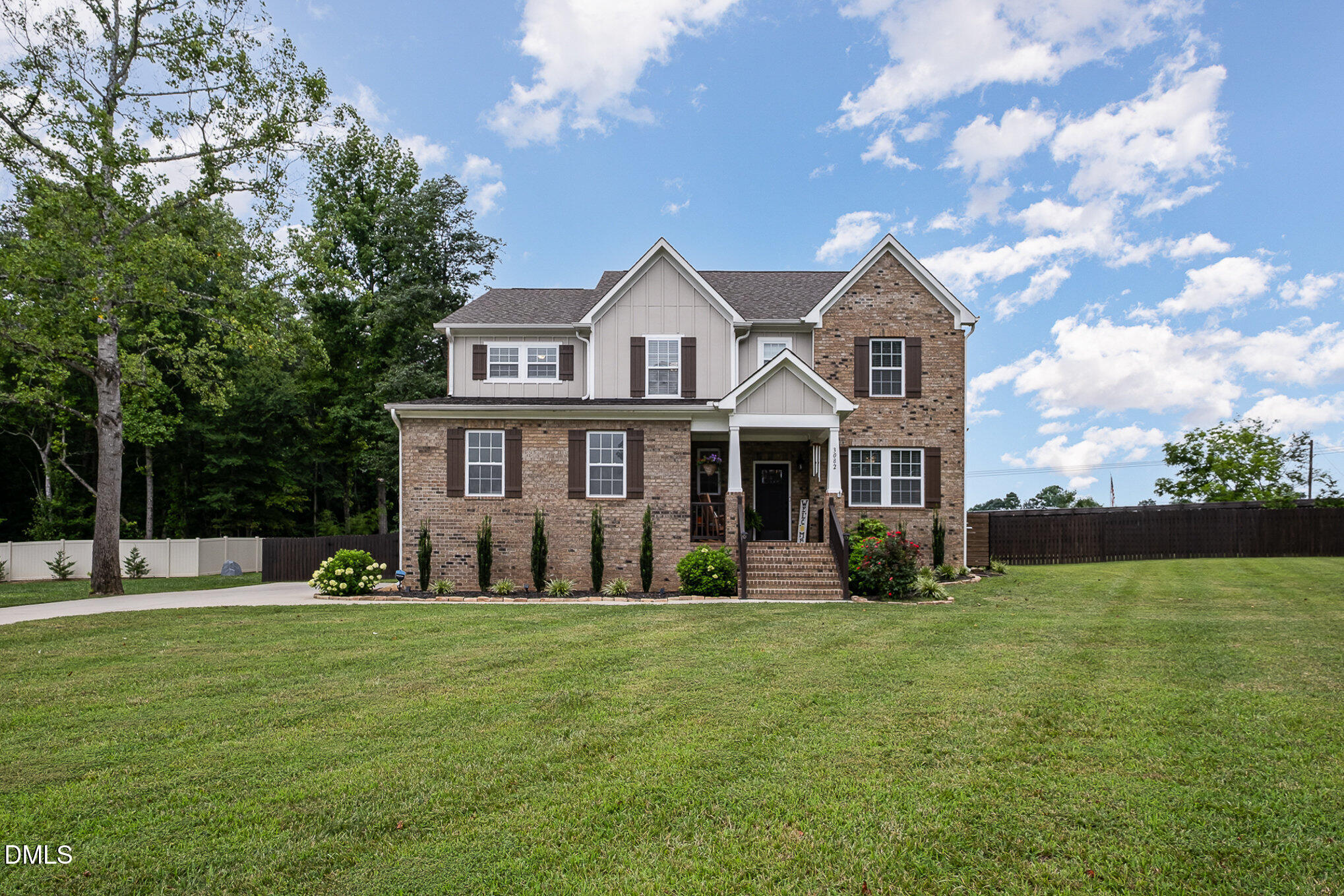 3082 Cascade Drive Property Photo 1