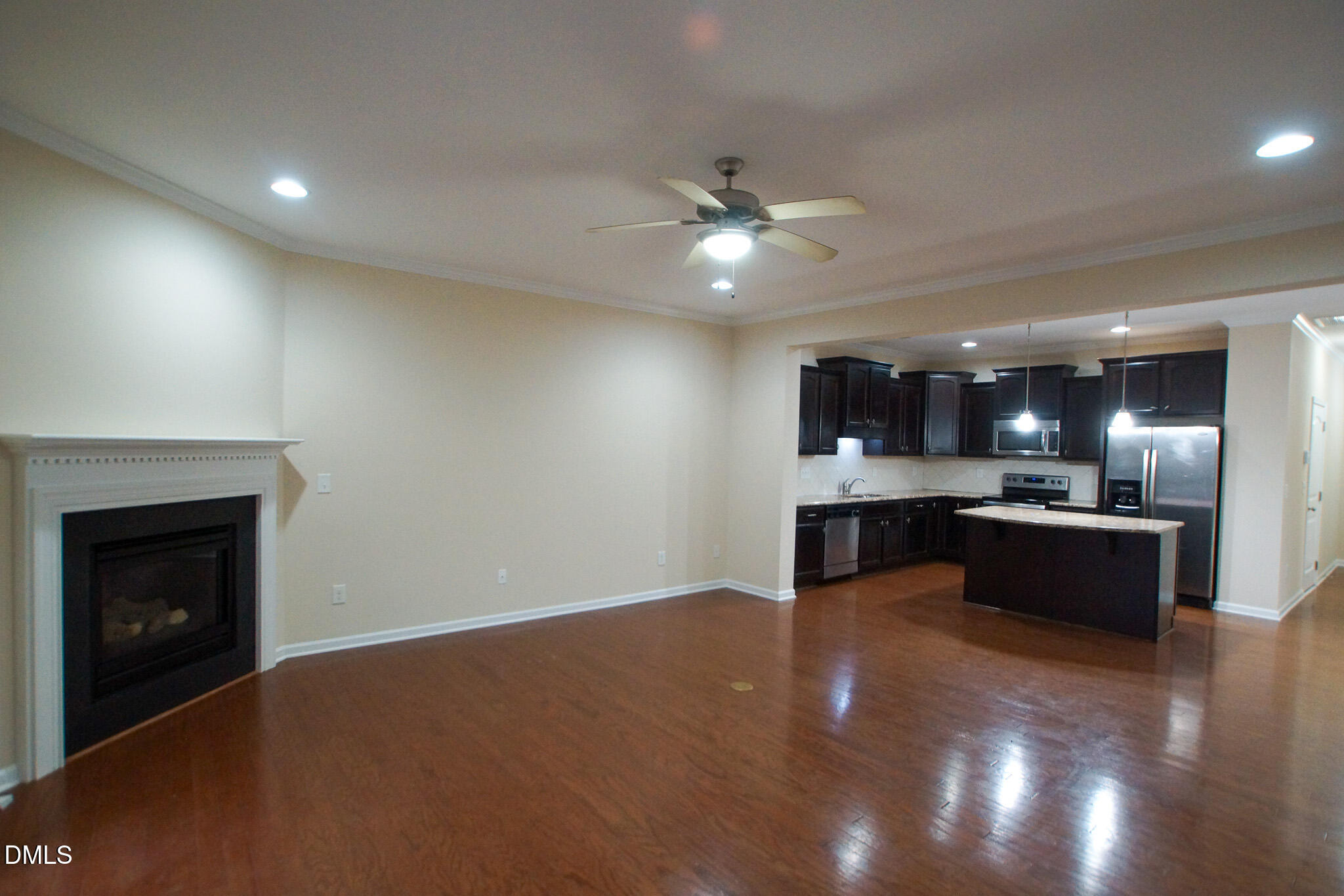 2404 Swans Rest Way Property Photo 3