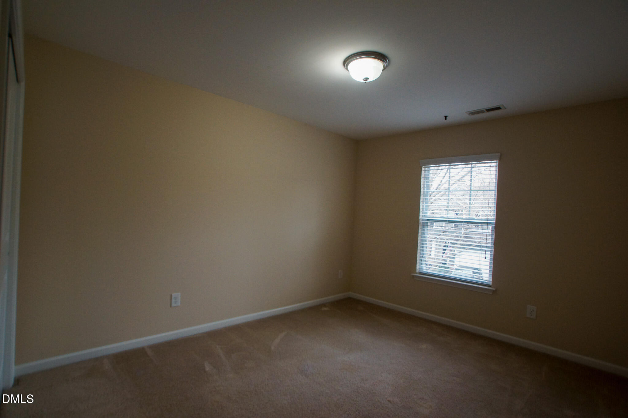 2404 Swans Rest Way Property Photo 14