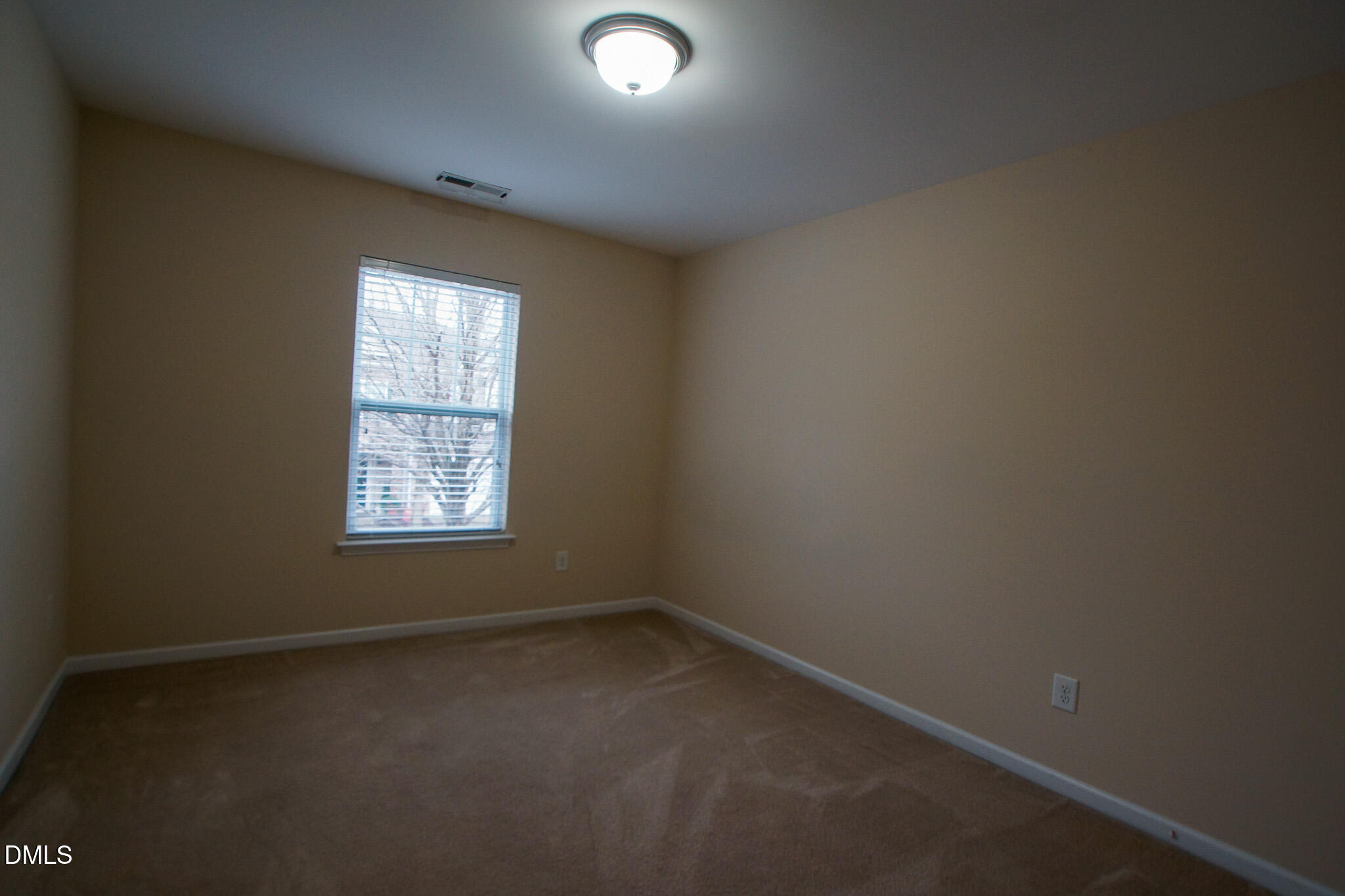 2404 Swans Rest Way Property Photo 15