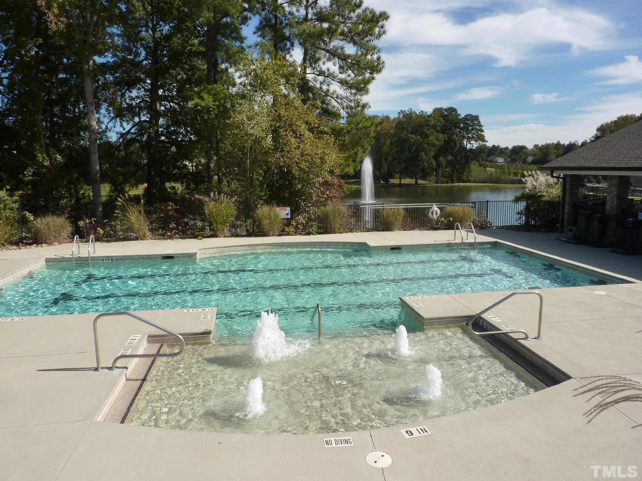 2404 Swans Rest Way Property Photo 18