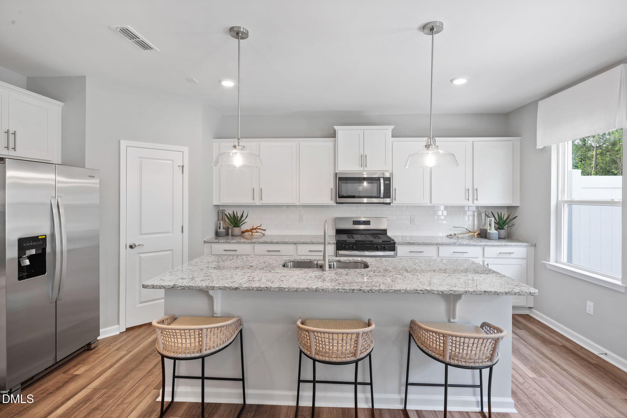 1605 Everton Avenue Property Photo 4
