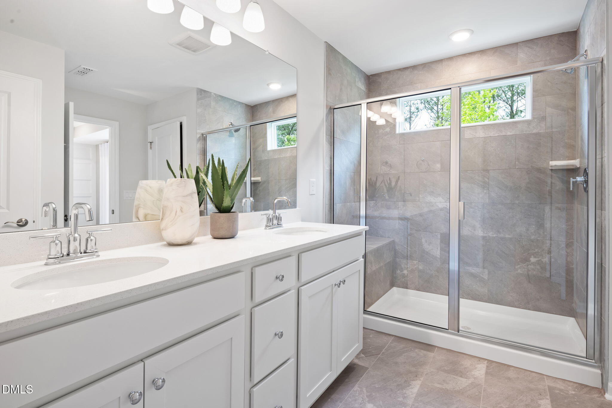 1605 Everton Avenue Property Photo 14
