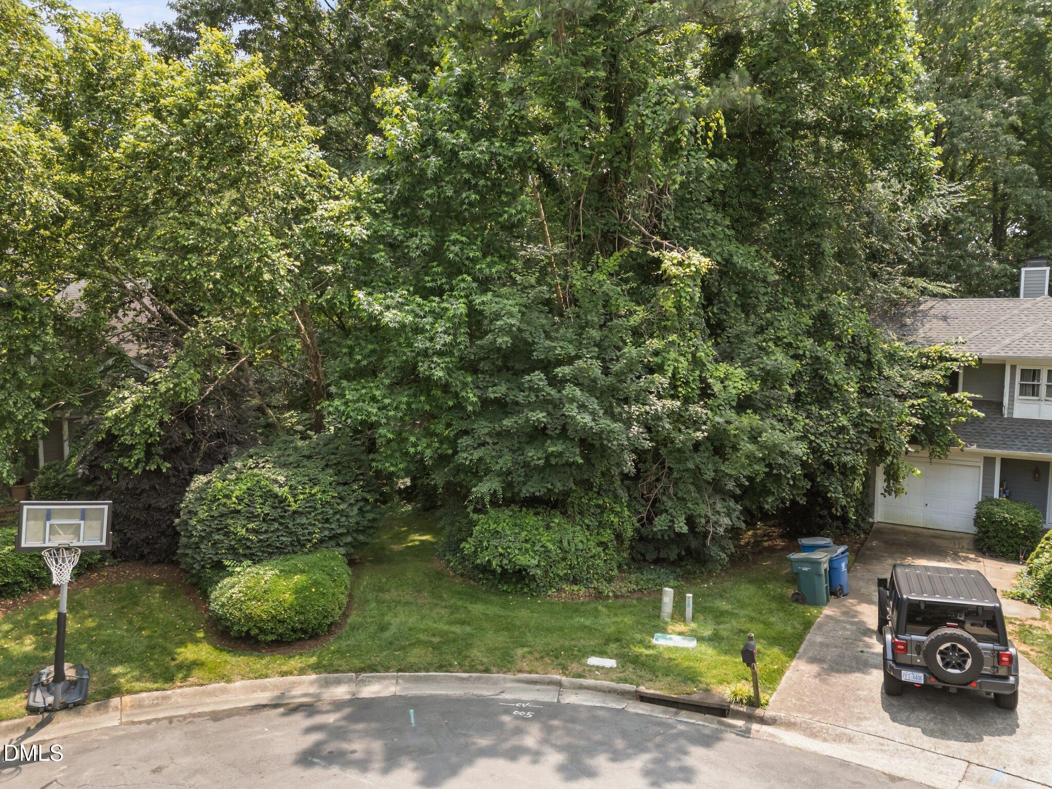 16 Marchmont Court Property Photo 3