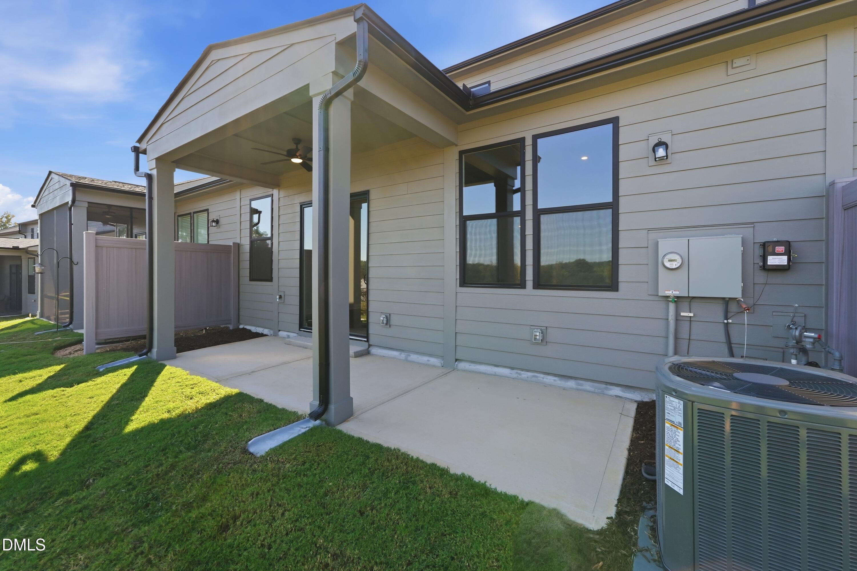 1105 Palisade Bluff Lane Property Photo 47