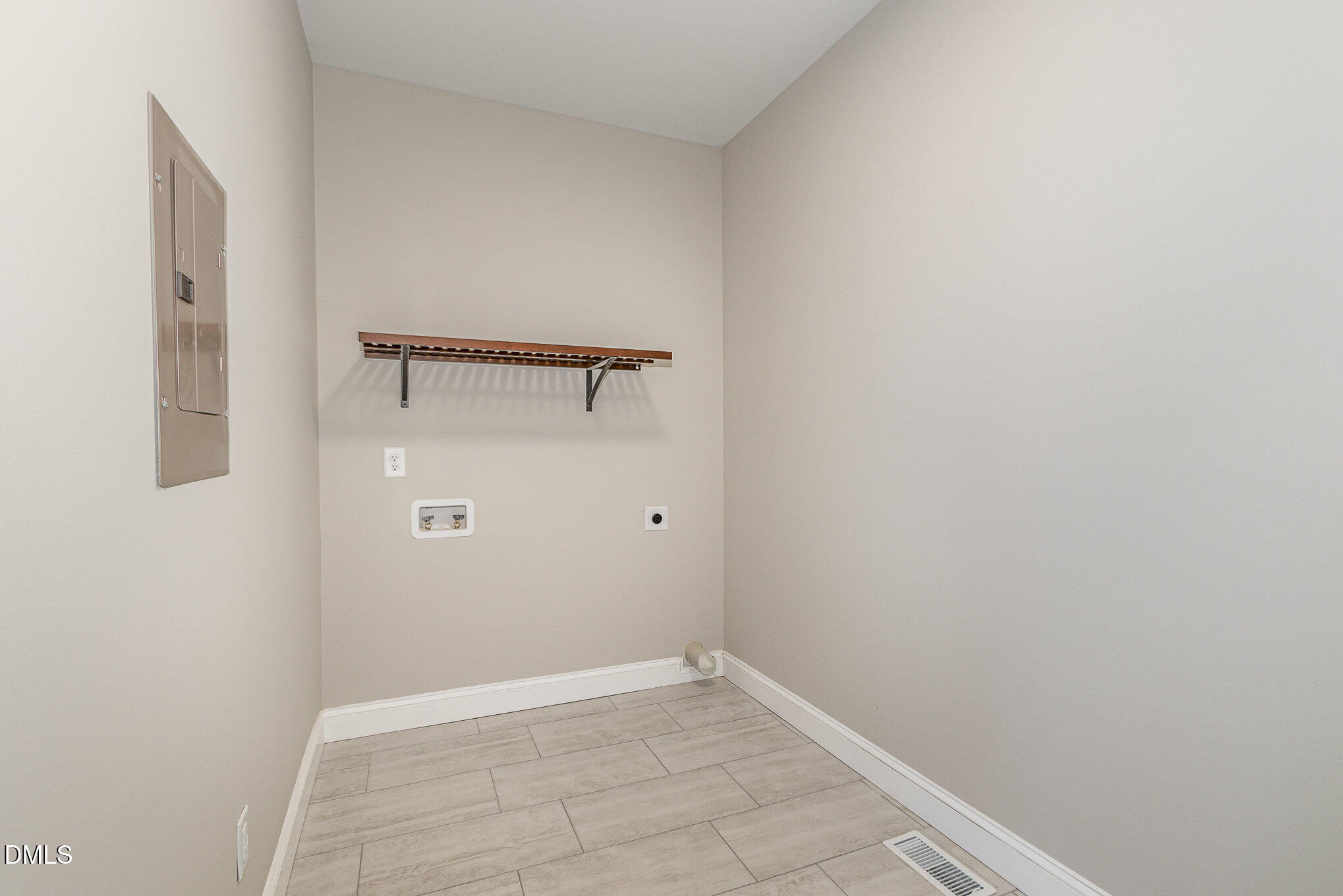 2616 Wedgedale Avenue Property Photo 29