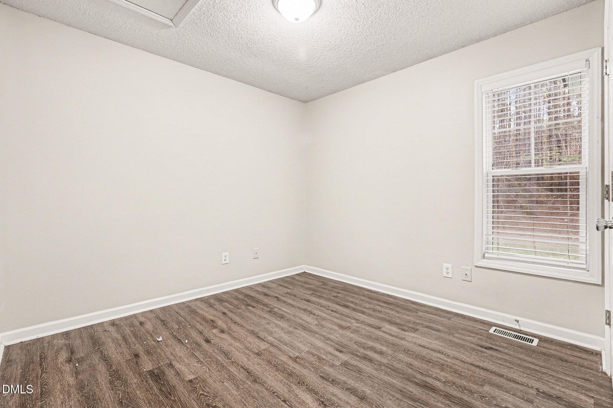 6000 Presentation Street Property Photo 11