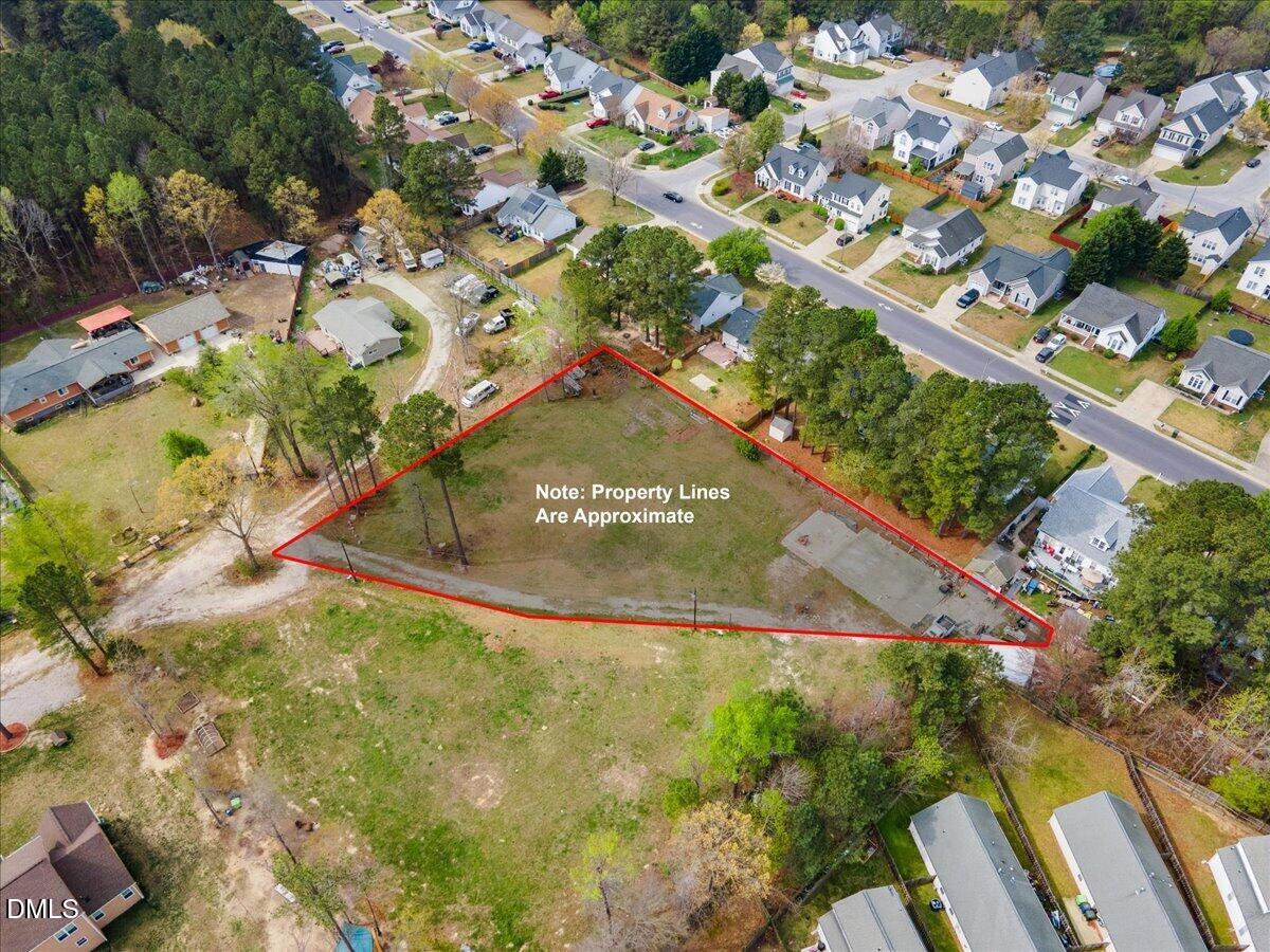 7201 Applecreek Court Property Photo 4