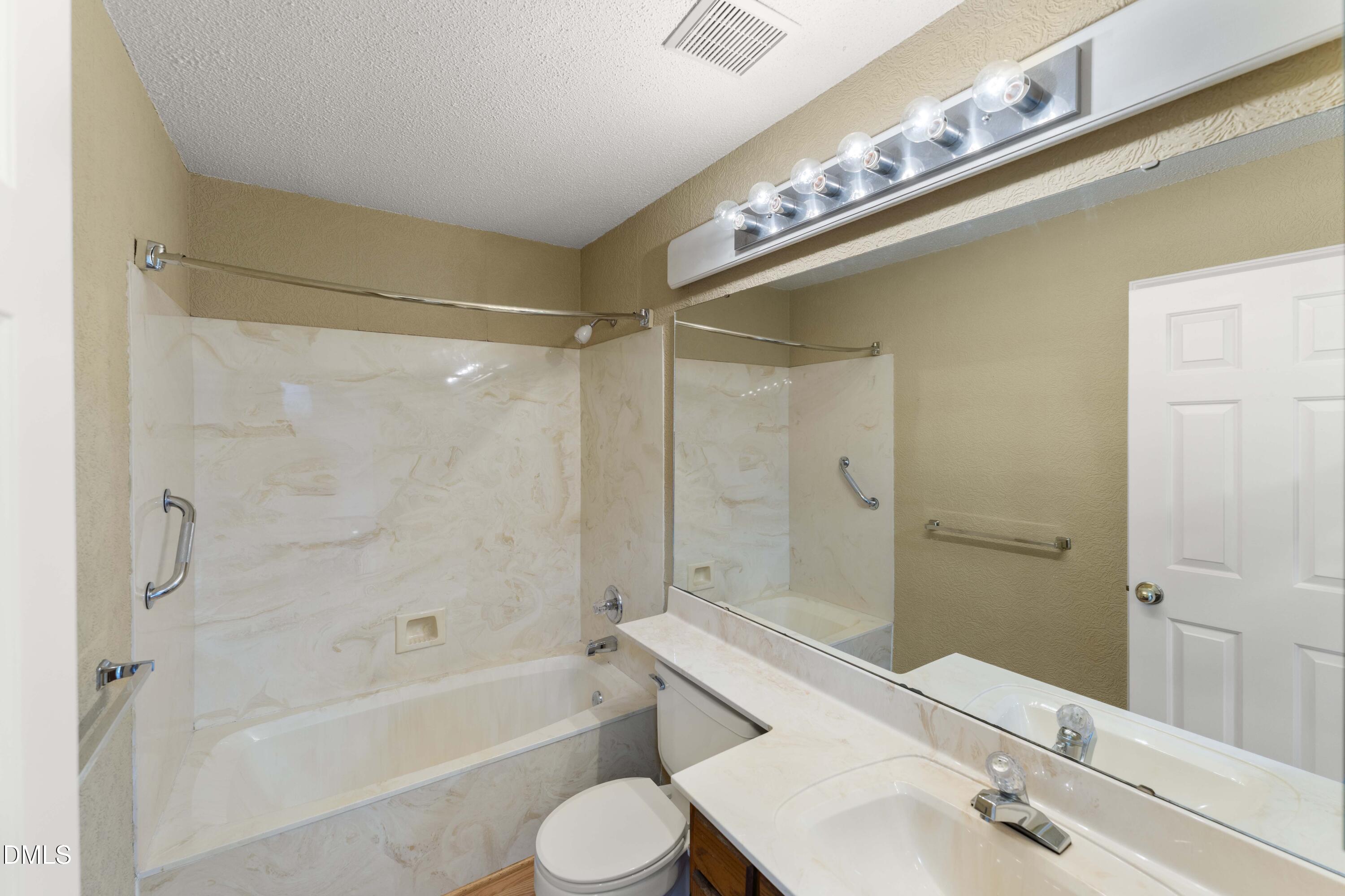 107 Crestpoint Court Property Photo 30